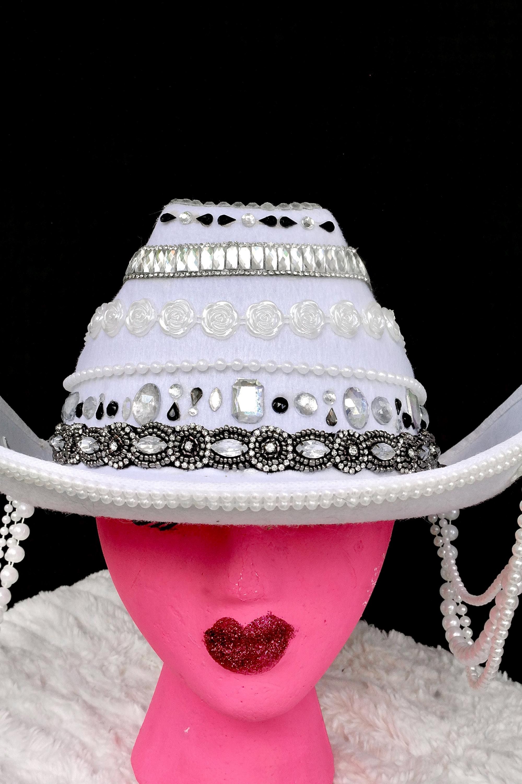 Handmade Classy Silver Cowgirl Hat Size ONE SIZE - 3 Thumbnail