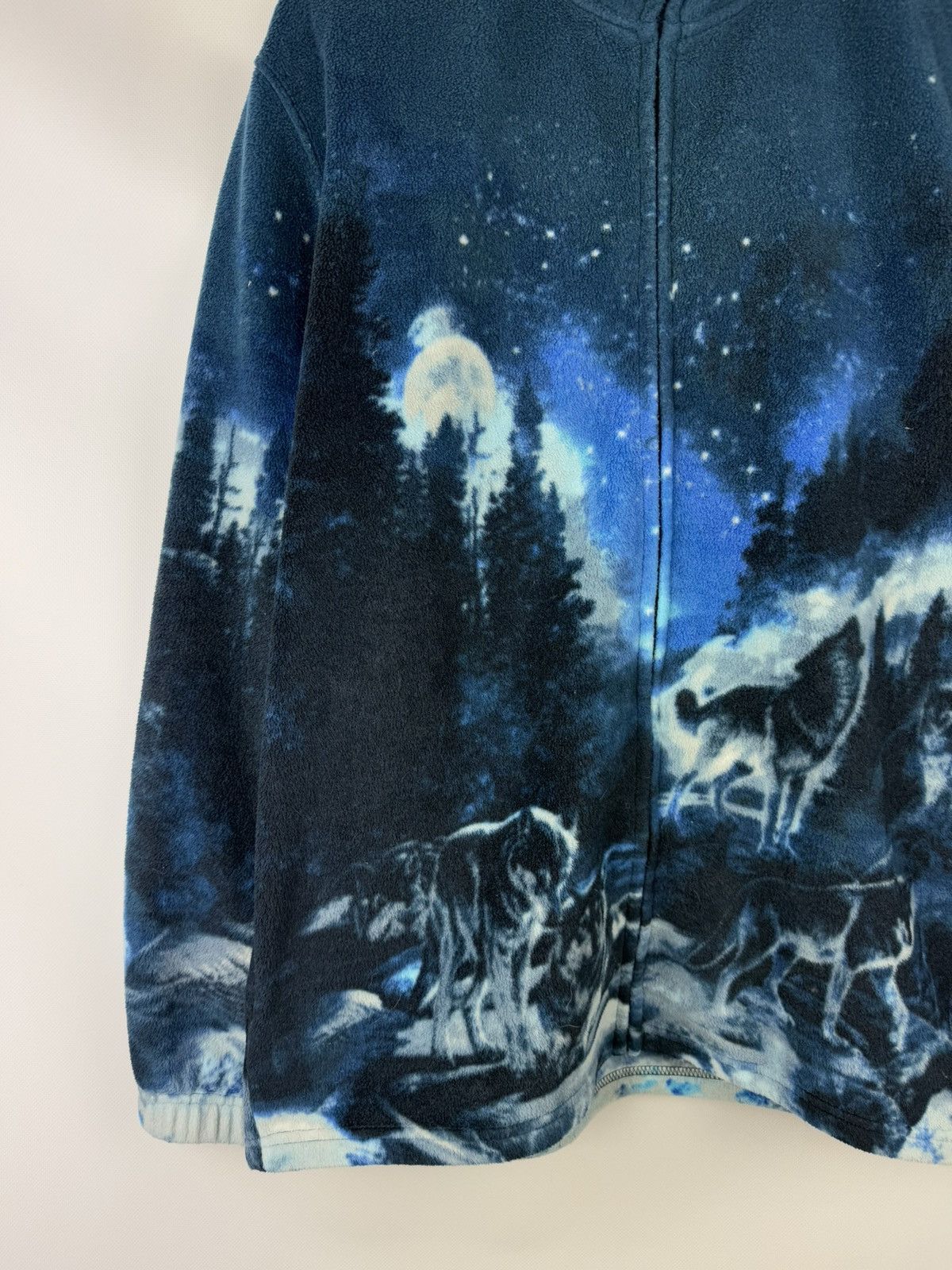 Vintage Vintage Men’s Wolves Patterned Fleece Jacket Size L Size US L / EU 52-54 / 3 - 7 Thumbnail