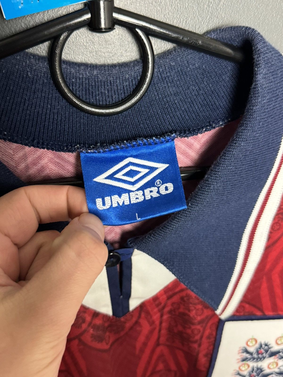 Umbro England National Team 93/95 Away Football Soccer Jersey Size US L / EU 52-54 / 3 - 14 Thumbnail