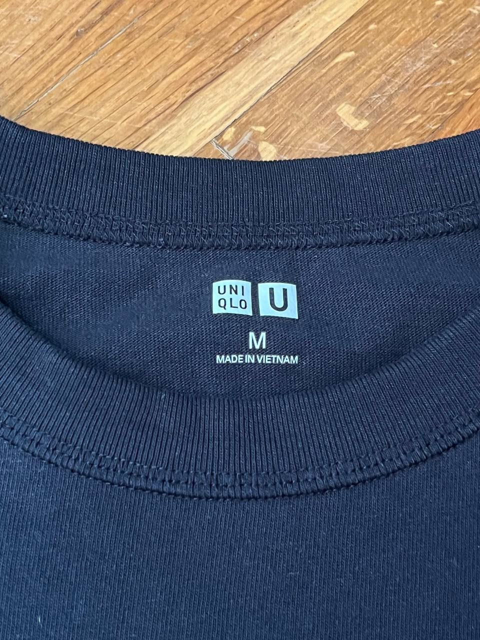 Uniqlo Uniqlo basic black shirt Size US M / EU 48-50 / 2 - 3 Thumbnail