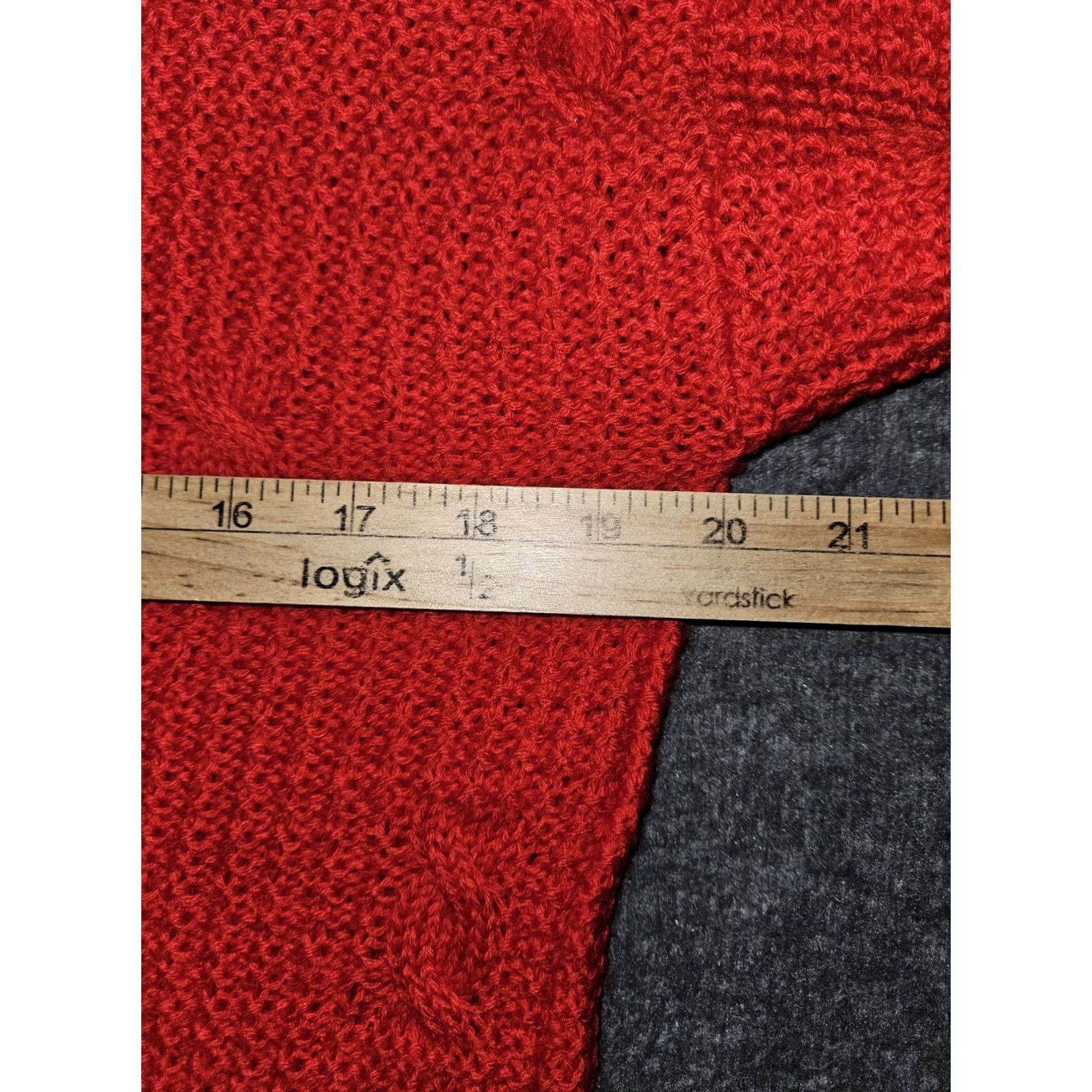 Pendleton VINTAGE Pendleton Sweater Women's M Red Wool Mock Neck Cable Knit USA Size M / US 6-8 / IT 42-44 - 3 Thumbnail