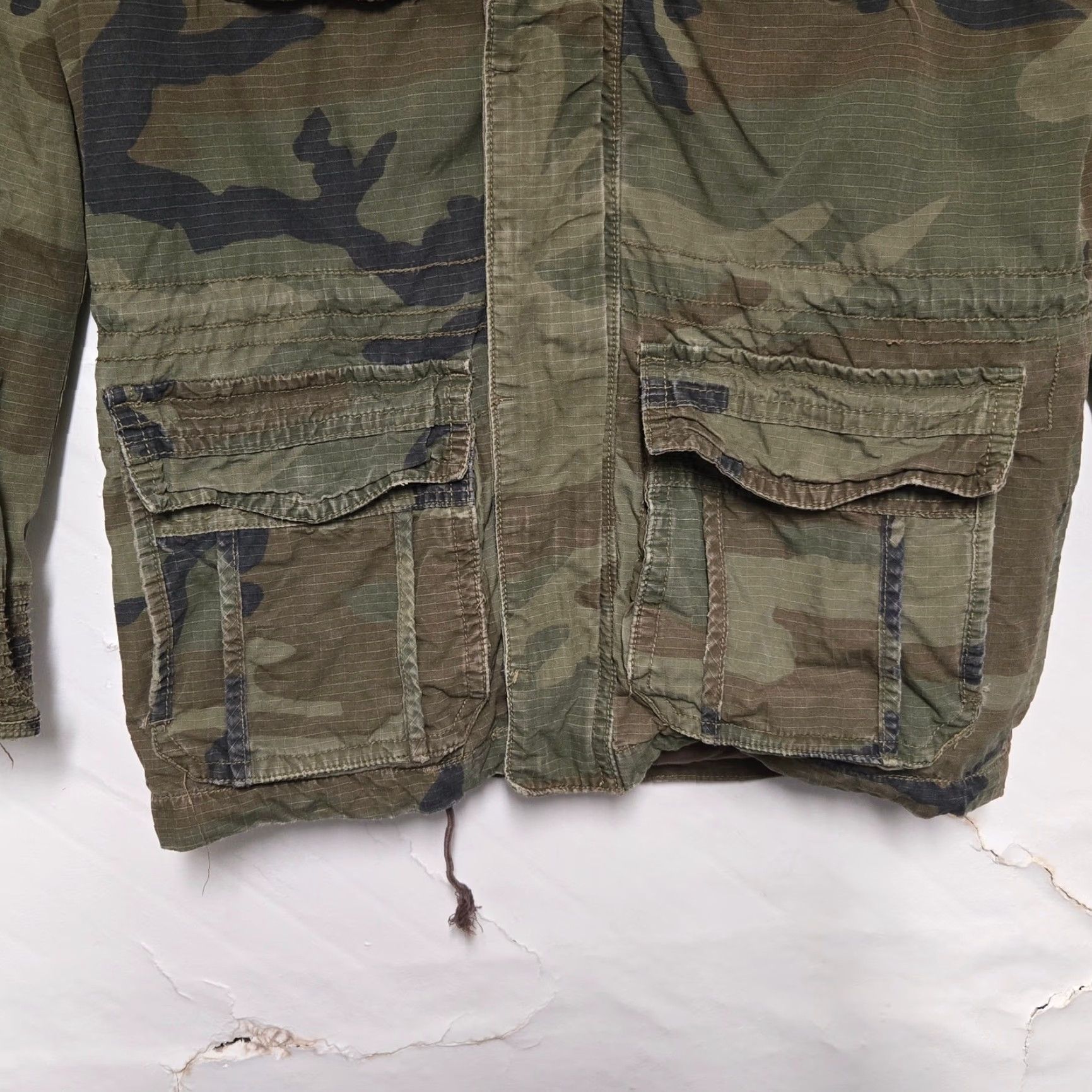 American Eagle Outfitters VINTAGE American Eagle Jacket Mens Small Green Camo Sherpa Lined Hooded Field Jacket Mens Size US S / EU 44-46 / 1 - 5 Thumbnail