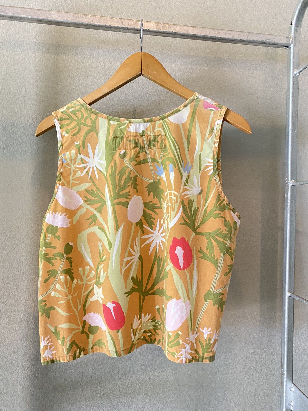 Designer × Japanese Brand Hobgoblin Kosue Naito Floral Sleeveless Top Size L / US 10 / IT 46 - 15 Thumbnail