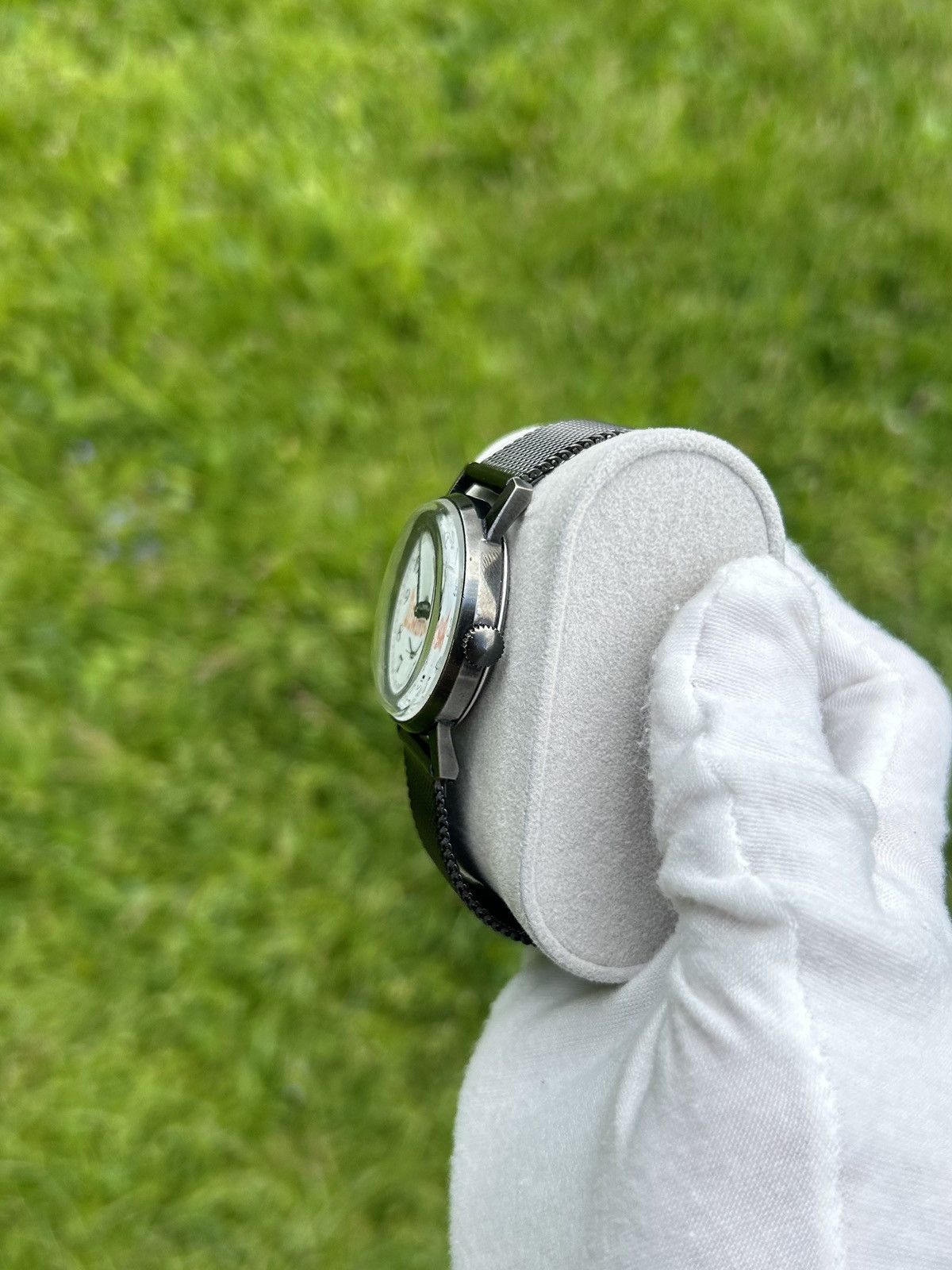 Vintage Vintage Watch Pobeda Soviet USSR Mechanical Wristwatch 1980s Size ONE SIZE - 17 Thumbnail