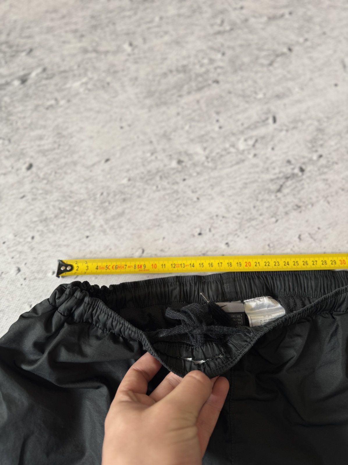 Nike × Vintage NIKE NYLON VINTAGE Y2K OVERSIZE BAGGY FIT PANTS SWEATPANTS Size US 34 / EU 50 - 7 Thumbnail