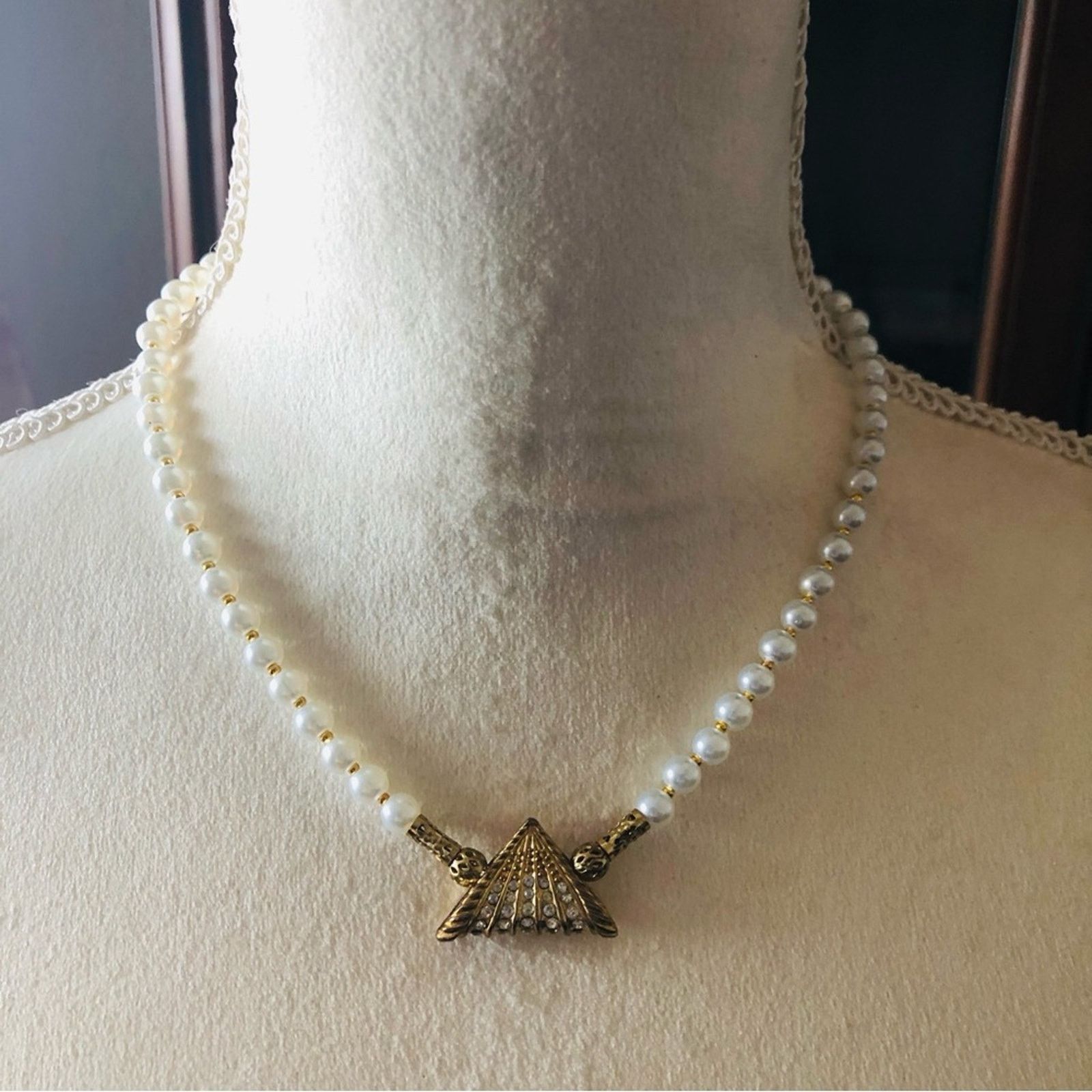 Handmade Handcrafted repurpose rhinestone pendant Pearl necklace Size ONE SIZE - 3 Thumbnail