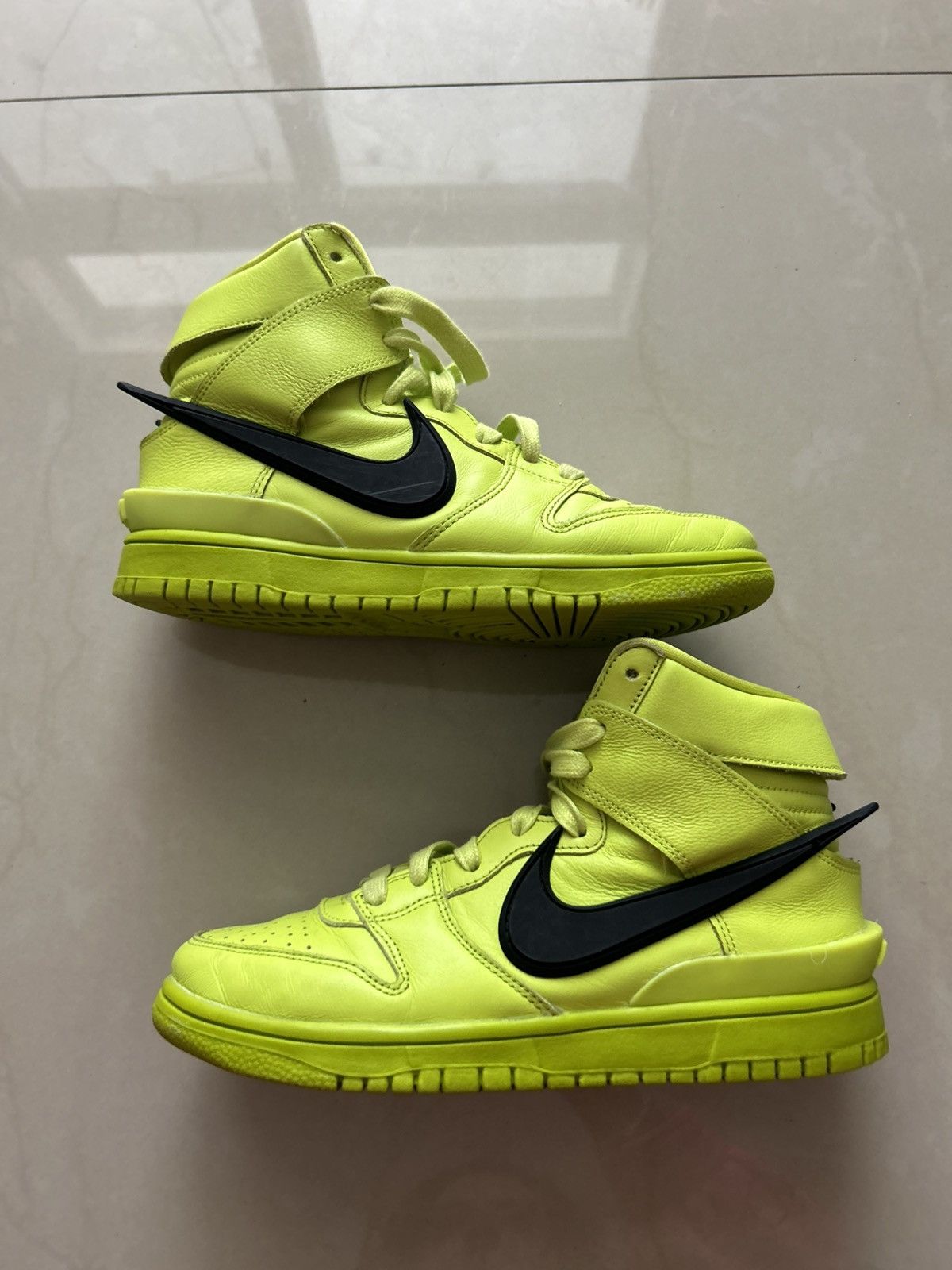 Nike x ambush dunk high flash lime