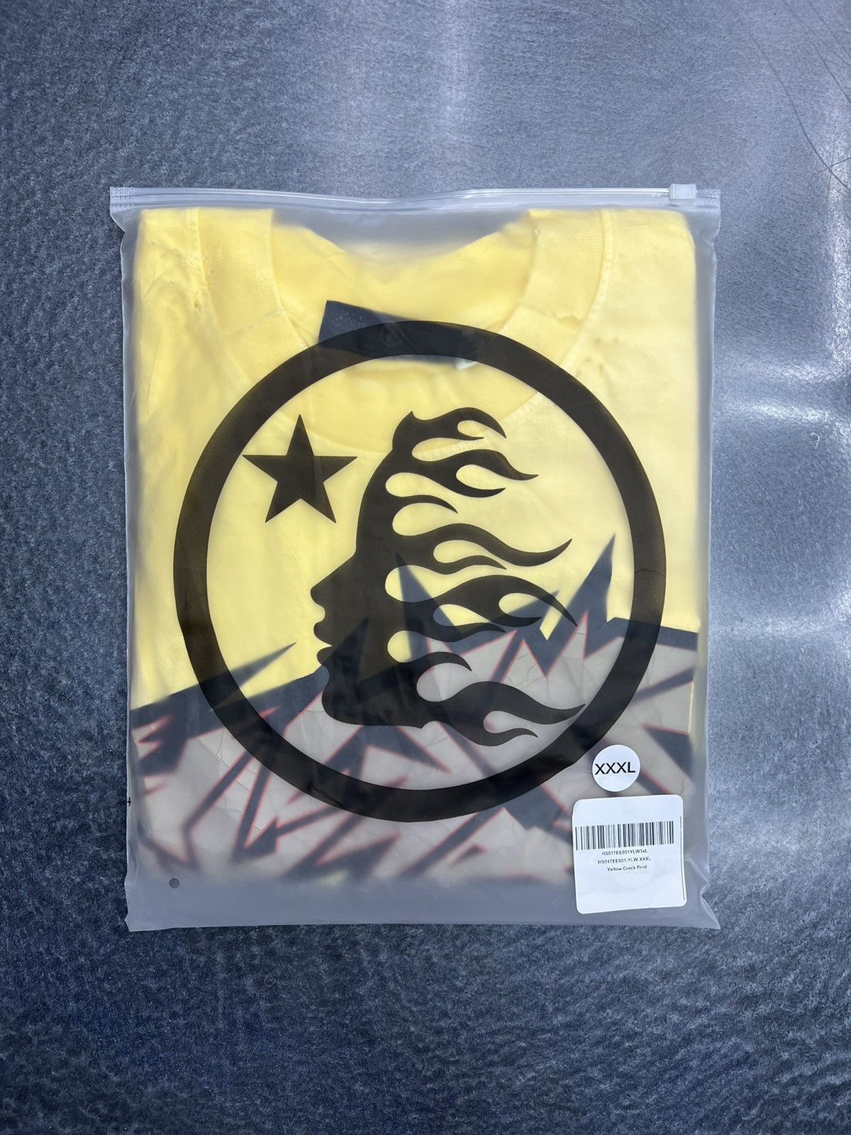 HELLSTAR Hellstar Cracked Print T-Shirt (3XL) Size US XXL / EU 58 / 5 - 7 Thumbnail