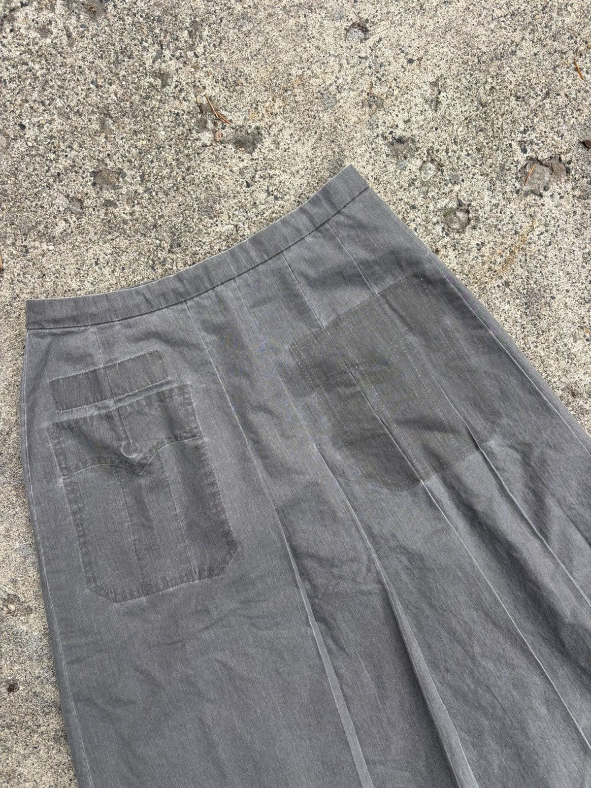 Undercover Under Cover Jun Takahashi pleated skirt ss99 ‘Relief’ Size 23" - 4 Thumbnail