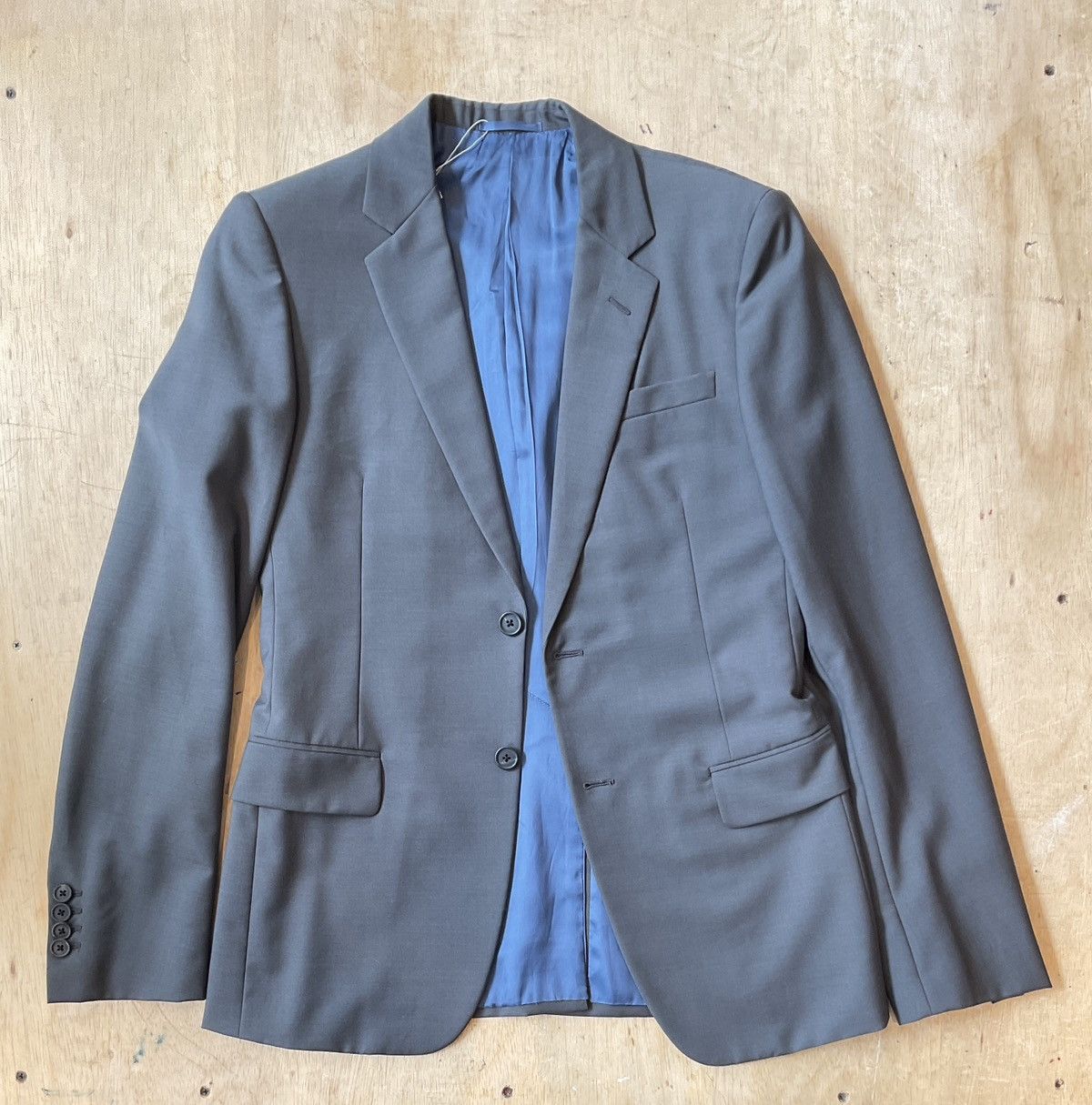 Prada Prada Suit (blazer + trousers) 44R Size 44R - 1 Thumbnail