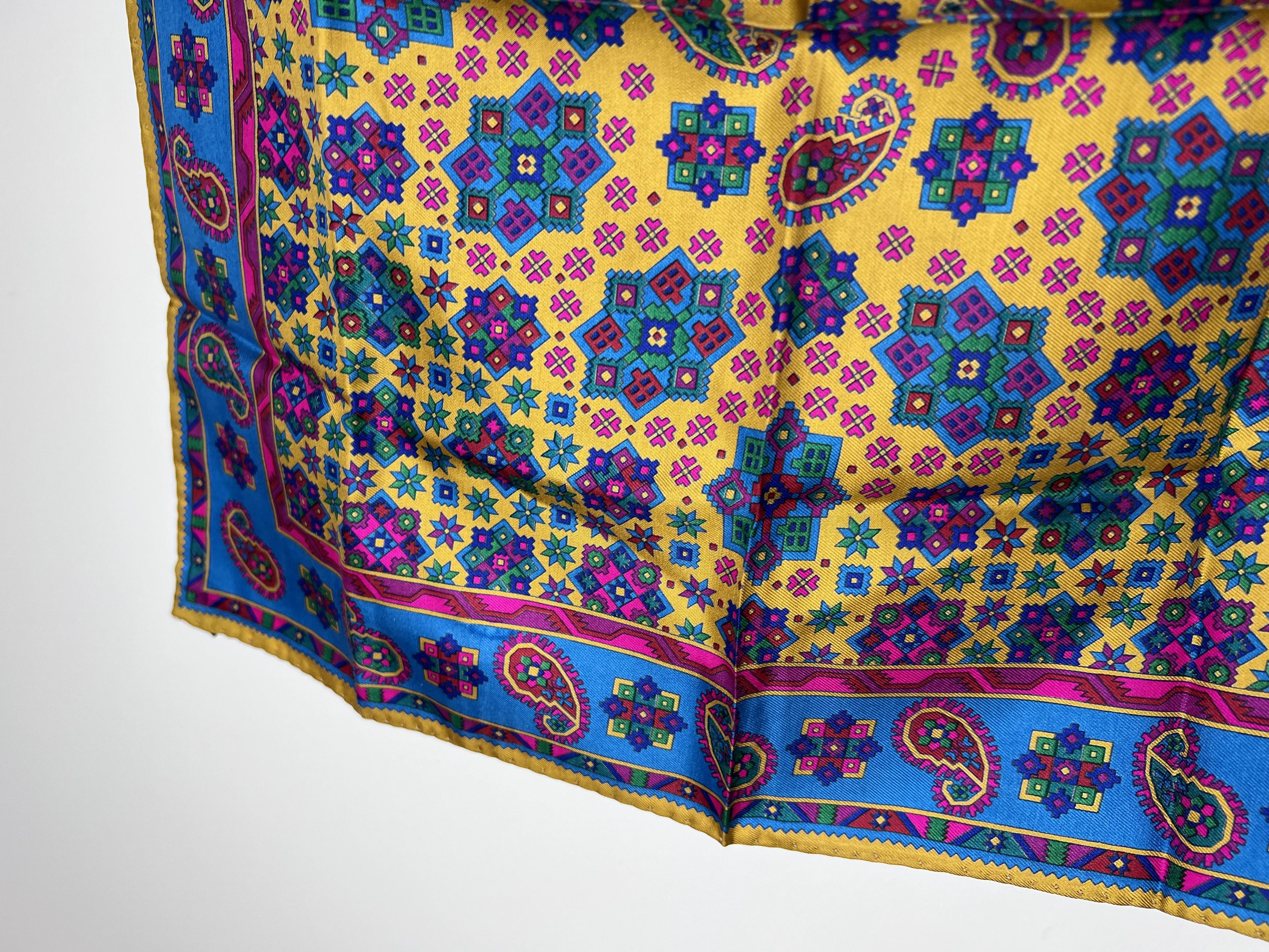 Etro ETRO MILANO ITALIAN SILK SCARF HAND ROLL MULTICOLOR Size ONE SIZE - 3 Thumbnail