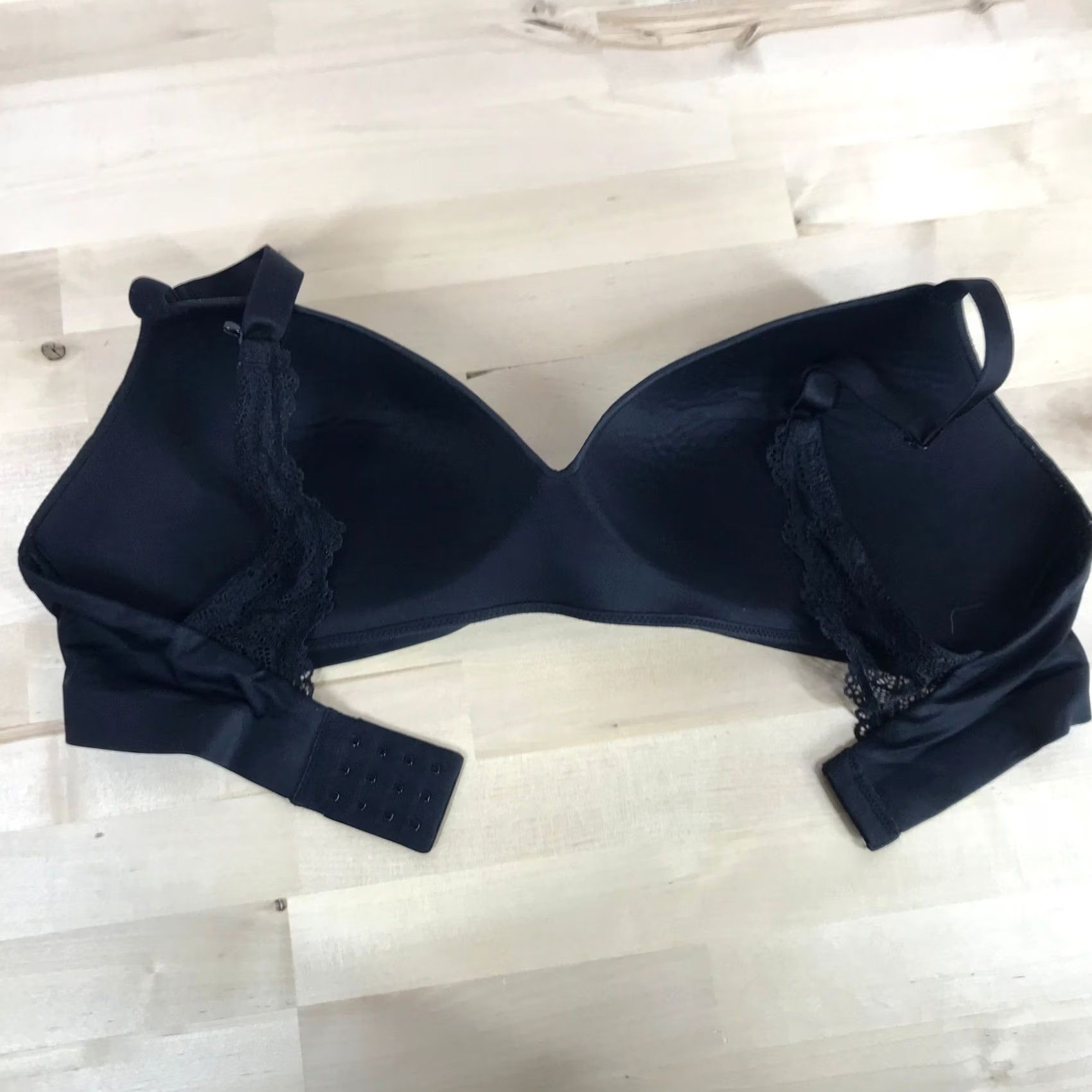 Vintage Soma Enbliss Wireless Bra Black Lace Trim Adjustable Straps 38D Size ONE SIZE - 4 Thumbnail