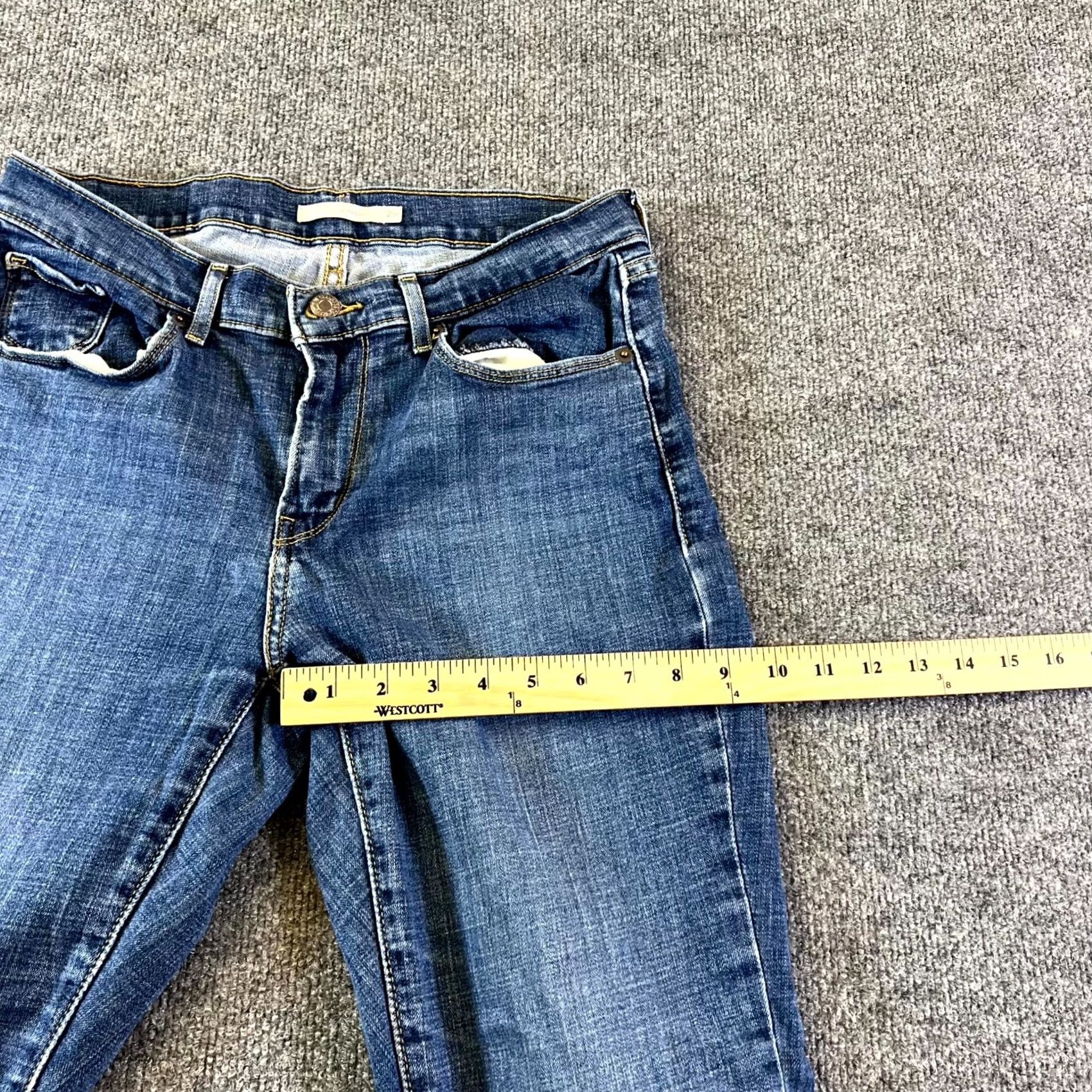 Levi's Levi's Classic Jeans Women 28 Blue Denim Medium Wash Streetwear Zip Fly Straight 5-Pocket Womens Jeans Blue 90s Retro Outdoor Size 28" / US 6 / IT 42 - 5 Thumbnail
