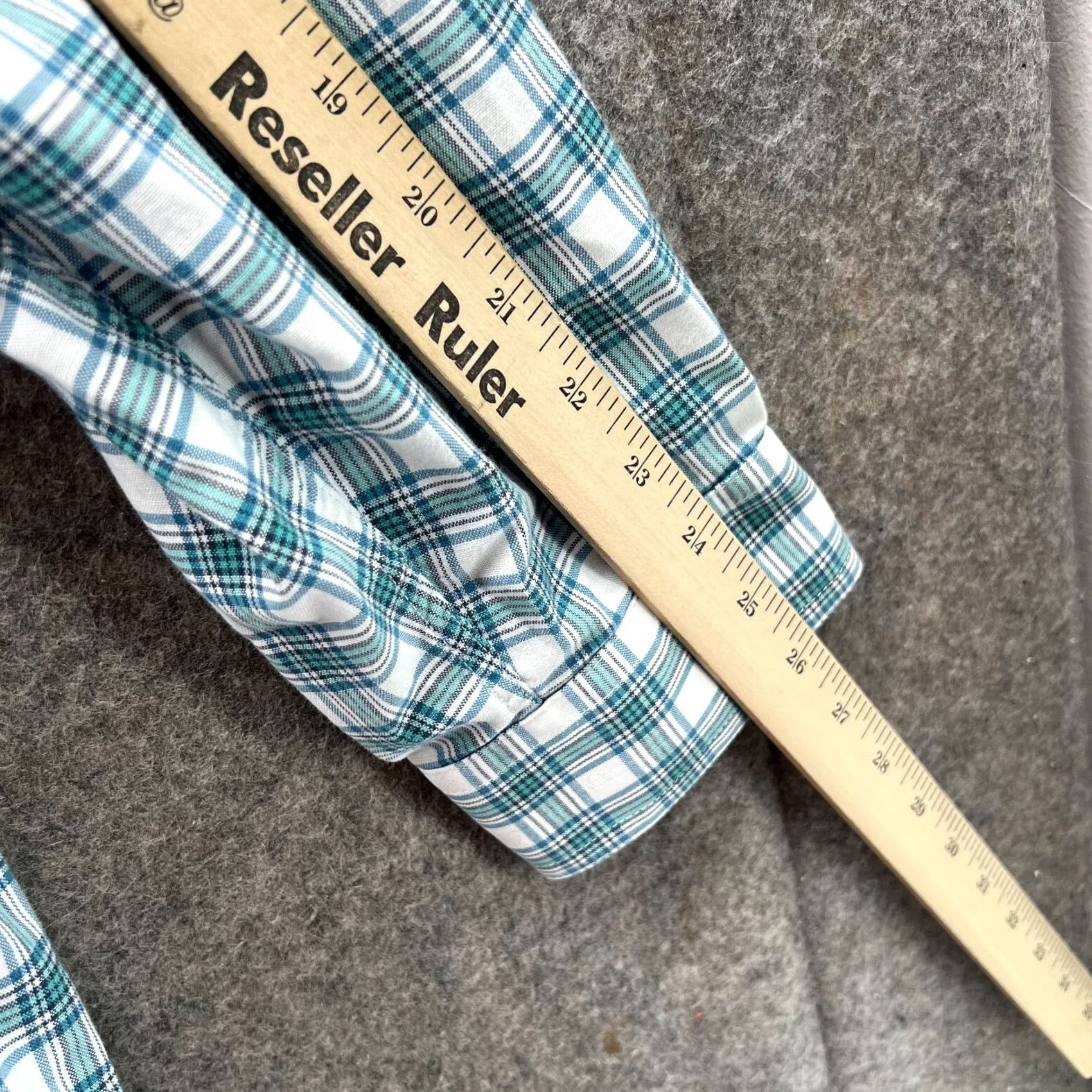 Vintage LL bean Shirt Men XLT Teal Blue Button Down Traditional Tall Plaid Size US XL / EU 56 / 4 - 7 Thumbnail