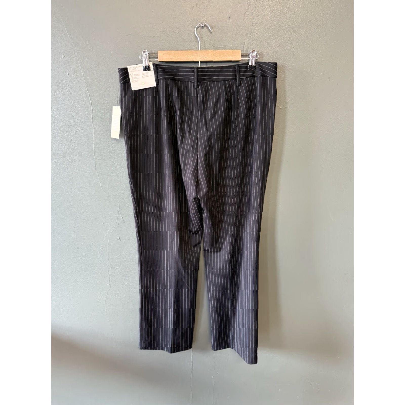 Worthington Worthington Womens Black Striped Pant Ultra Stretch Perfect Trouser NWT Size 16P Petite 28 Inseam Dress Pants Womens Stretch NWT Size 38" / US 16 / IT 52 - 2 Thumbnail