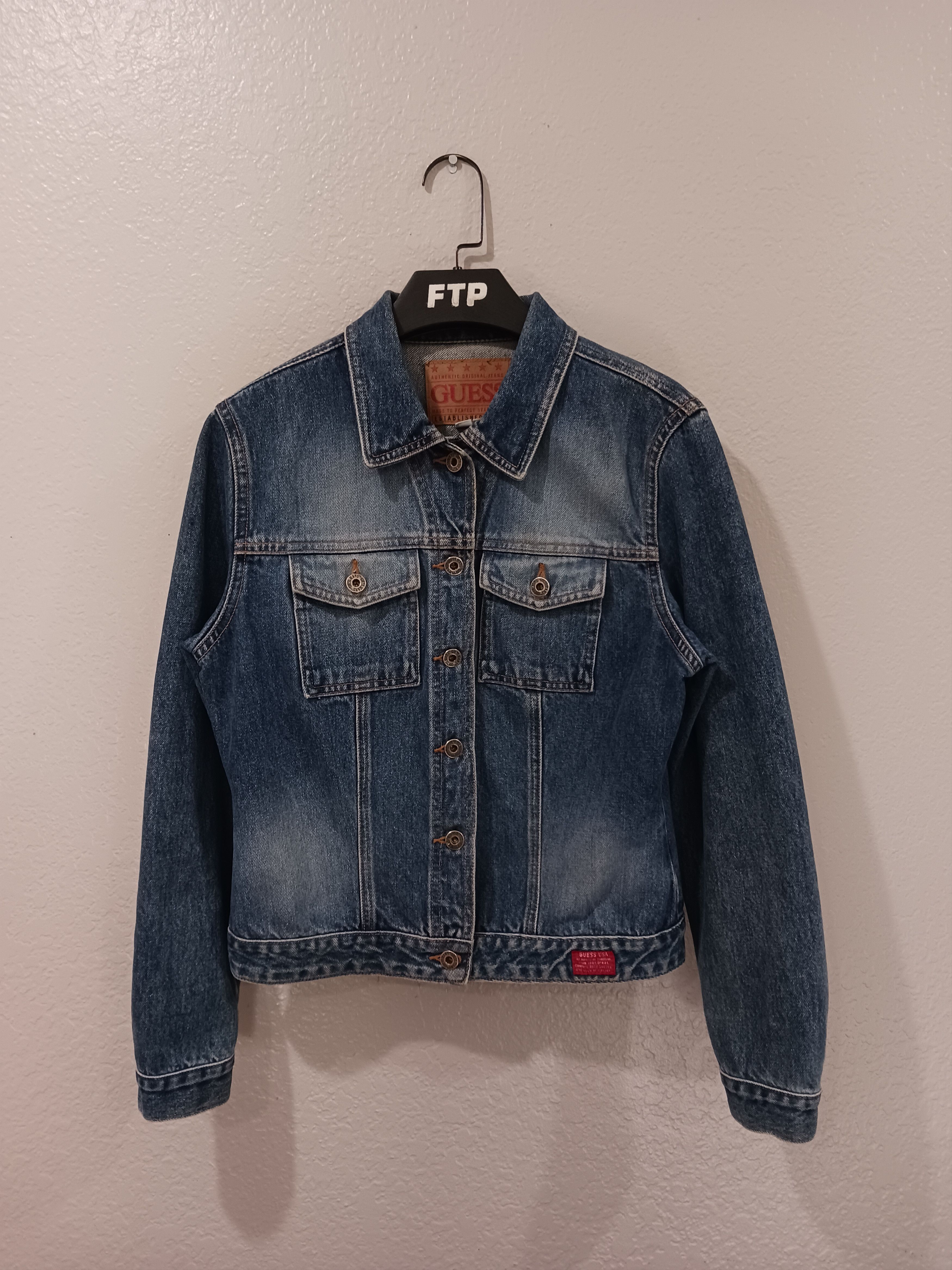 Guess Guess Vintage 2000s Button Front Denim Trucker Jean Jacket Size L / US 10 / IT 46 - 1 Thumbnail