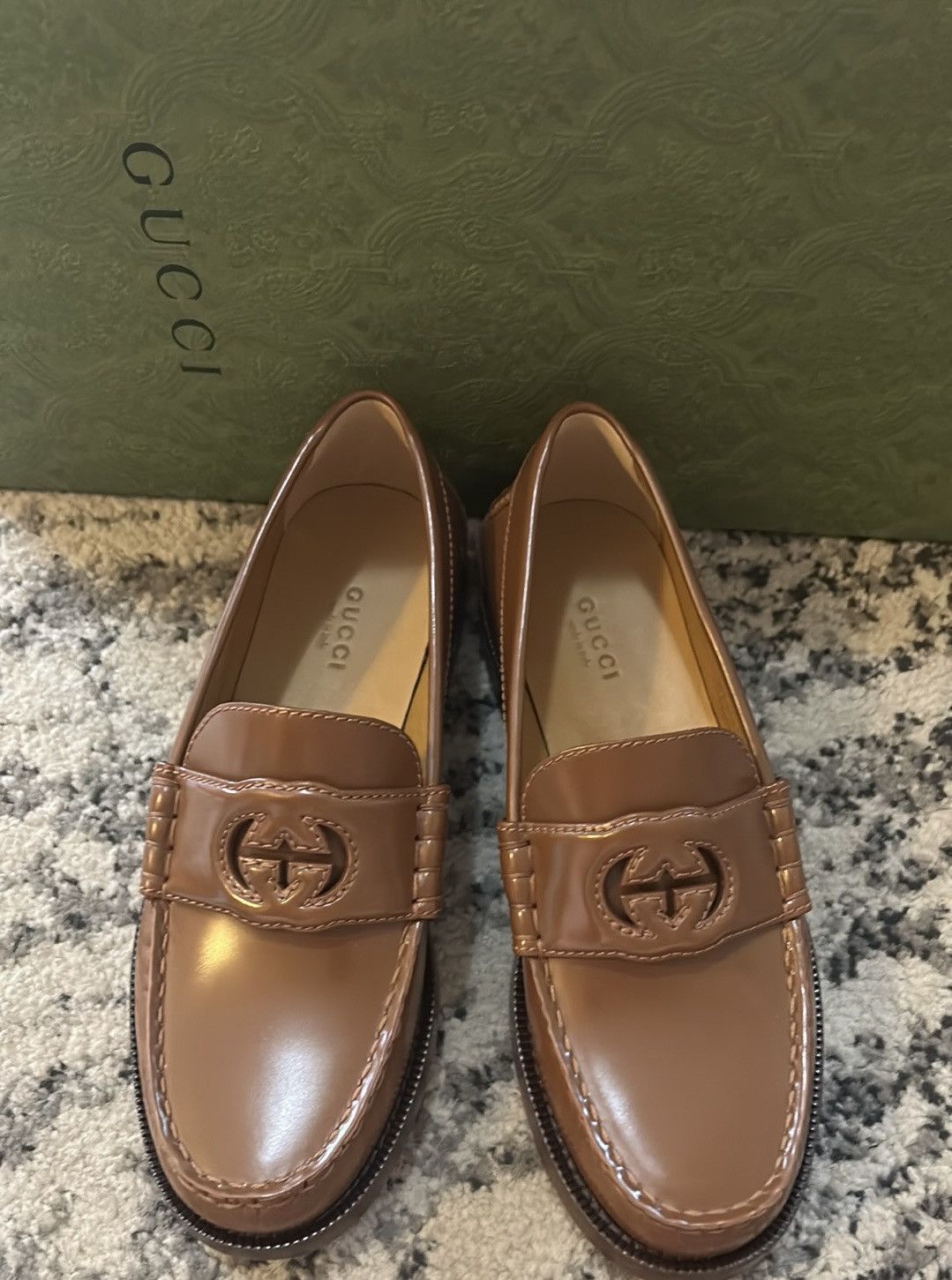 Gucci Gucci Interlocking G Loafer Millennial Ribot Cuir Size US 6.5 / IT 36.5 - 1 Thumbnail