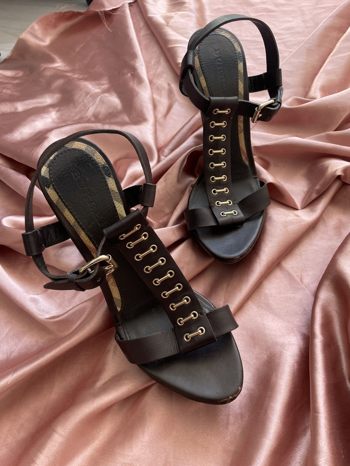 Burberry Burberry heels Size US 7.5 / IT 37.5 - 11 Thumbnail