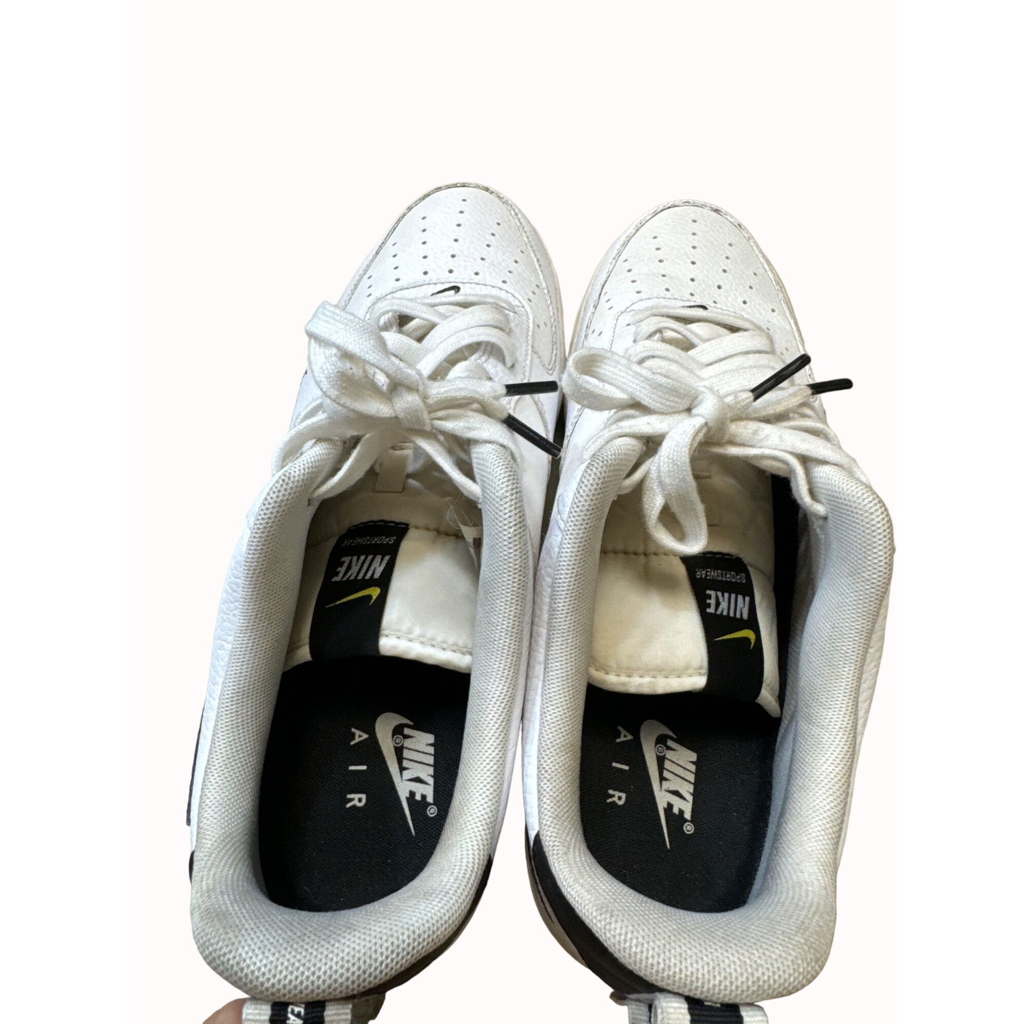 Nike Nike Air LV8 sportswear white mens leather sneakers shoes si Size US 12 / EU 45 - 7 Thumbnail