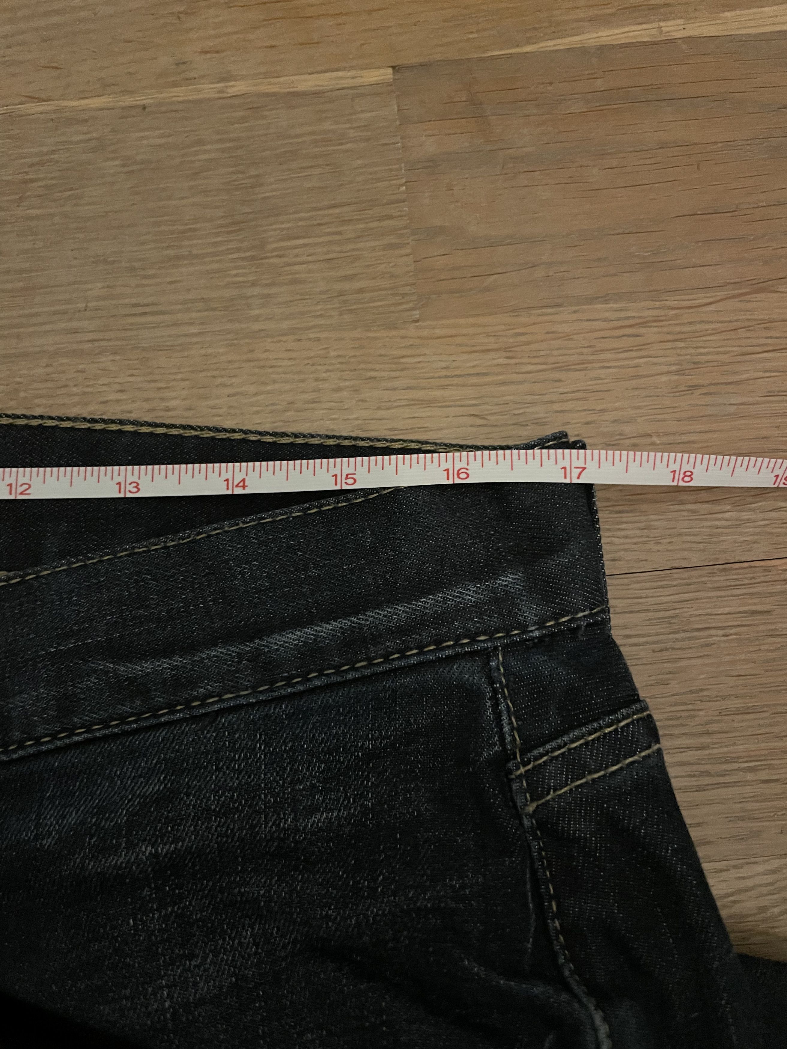 Hudson Hudson faded denim with a bit of flex Size US 33 - 8 Thumbnail