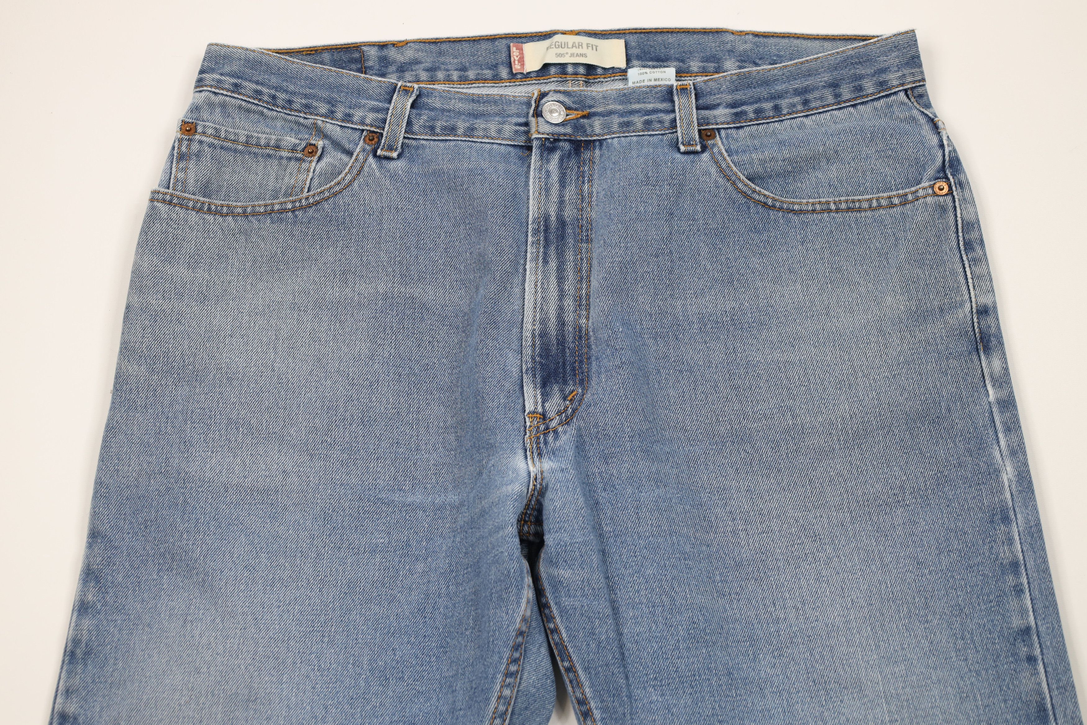 Levi's Vintage Y2K 2004 Levis 505 Regular Straight Leg Jeans Blue Size US 40 / EU 56 - 2 Thumbnail