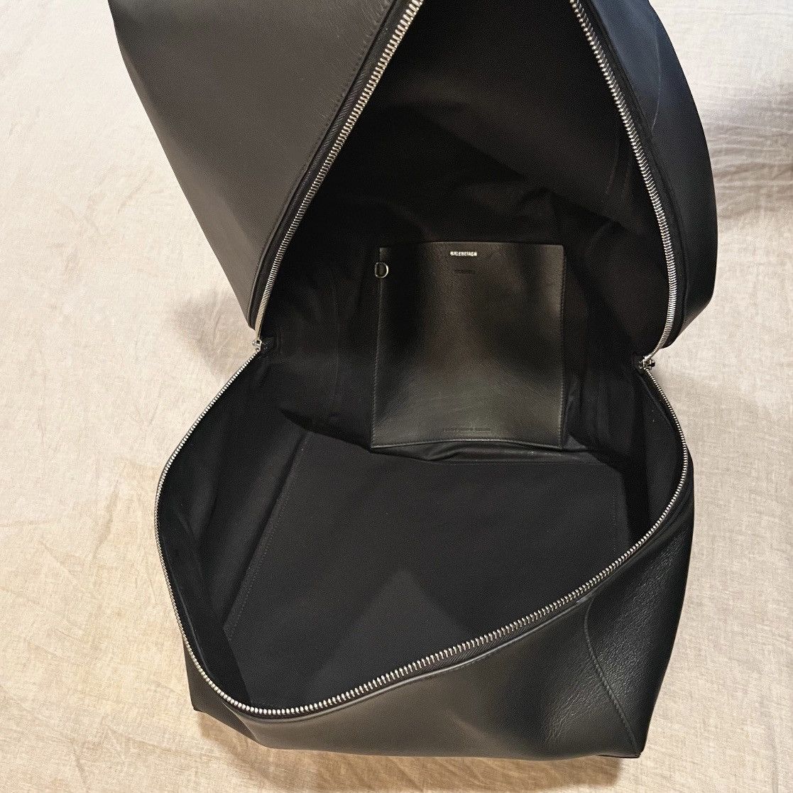 Balenciaga $3150 Balenciaga Giant 4X4 Large Leather Box Bag, 748194 Size ONE SIZE - 10 Thumbnail