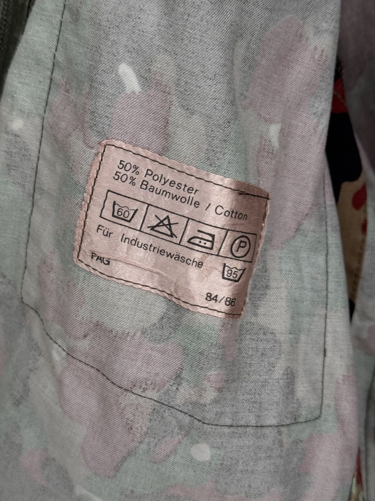 Vintage Swiss Army Military M70 Alpenflage Field RareCamouflage Jack Size US M / EU 48-50 / 2 - 16 Thumbnail