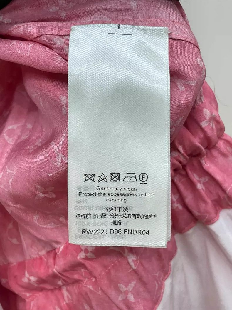 Louis Vuitton Louis Vuitton Silk Dress 2504-Nextarrow Size XS / US 0-2 / IT 36-38 - 8 Thumbnail