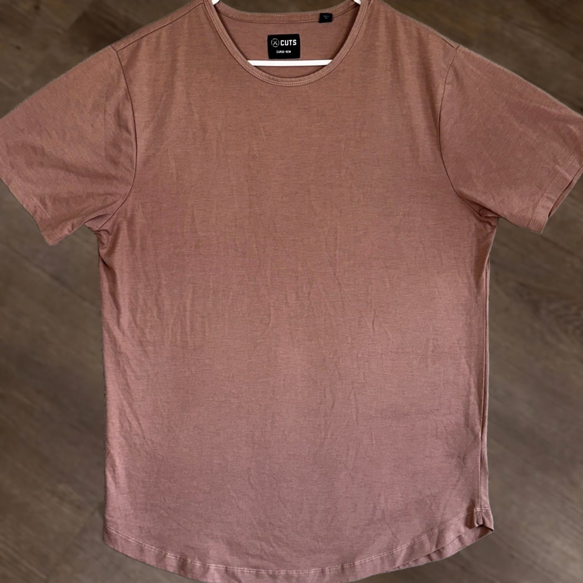 Cuts Cuts Curve-Hem T-Shirt Mens XL Mauve Pink PYCA Pro Crewneck Stretch Short Sleeve Size US XL / EU 56 / 4 - 1 Thumbnail