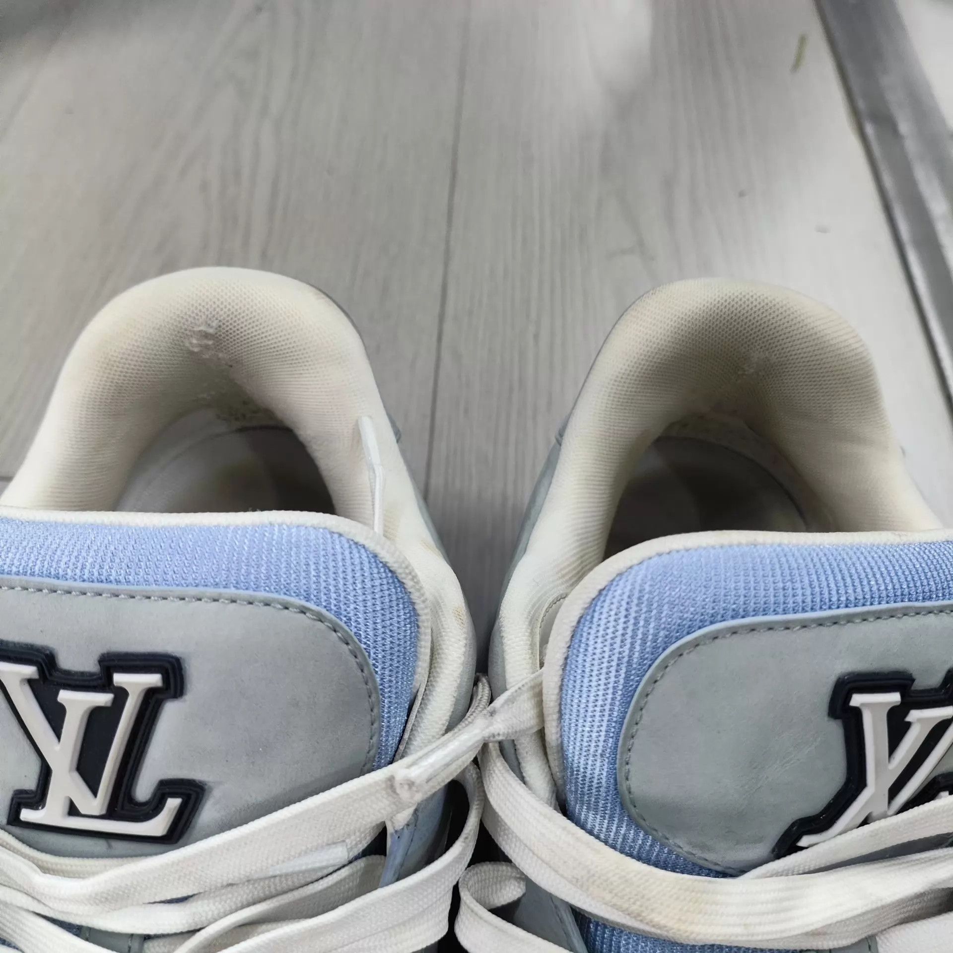 Louis Vuitton LV Velcro Sneaker US8 Blue Size US 8 / IT 38 - 2 Thumbnail