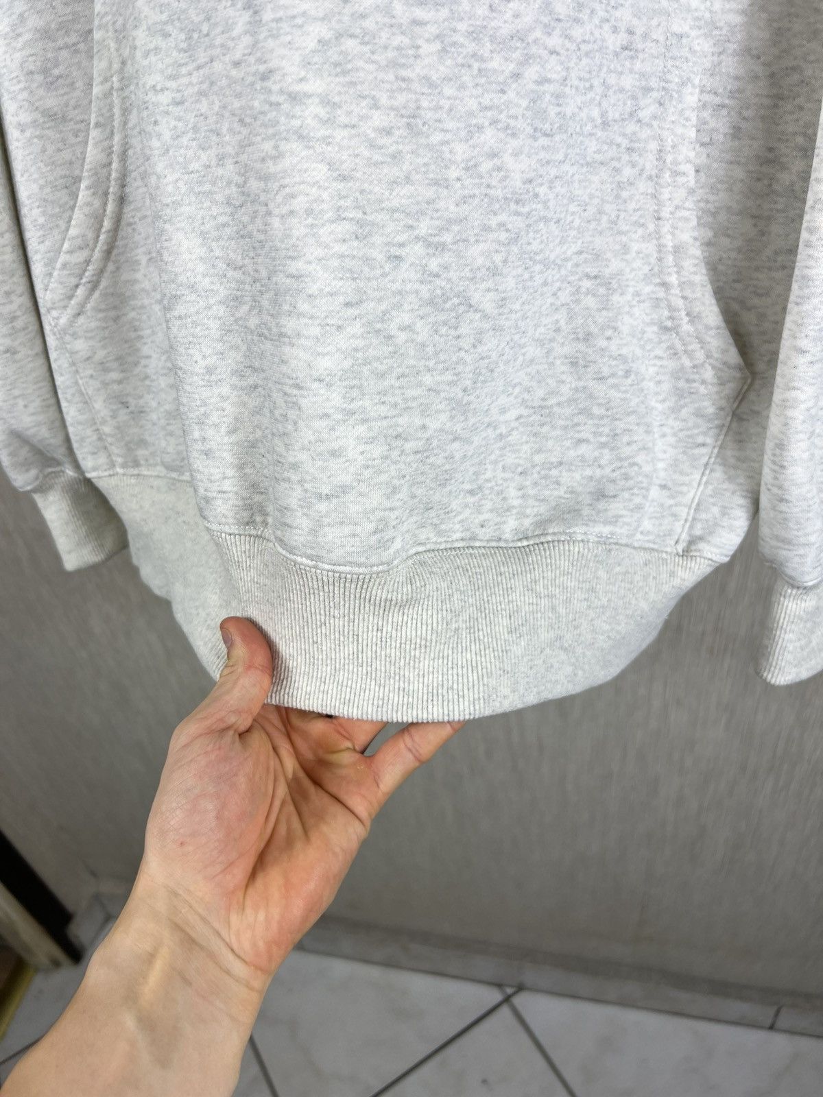 Fear of God Fear of God essentials 1977 velvet logo light gray hoodie Size US S / EU 44-46 / 1 - 12 Thumbnail