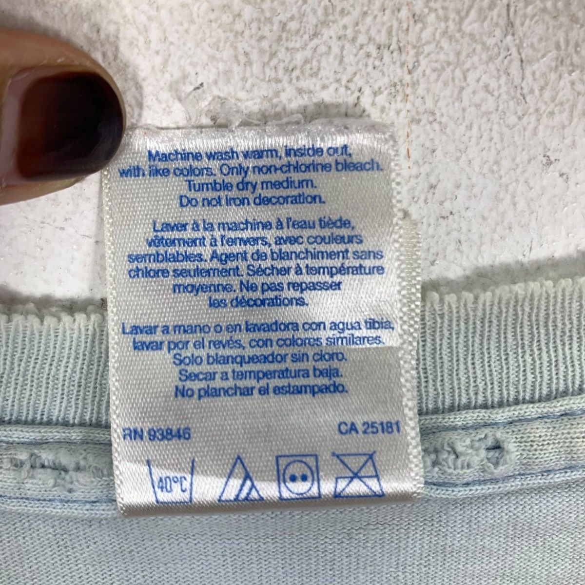 Vintage Vintage Y2K IDLEWILD WARNING / PROMISES Scottish Rock Shirt Size US M / EU 48-50 / 2 - 12 Thumbnail