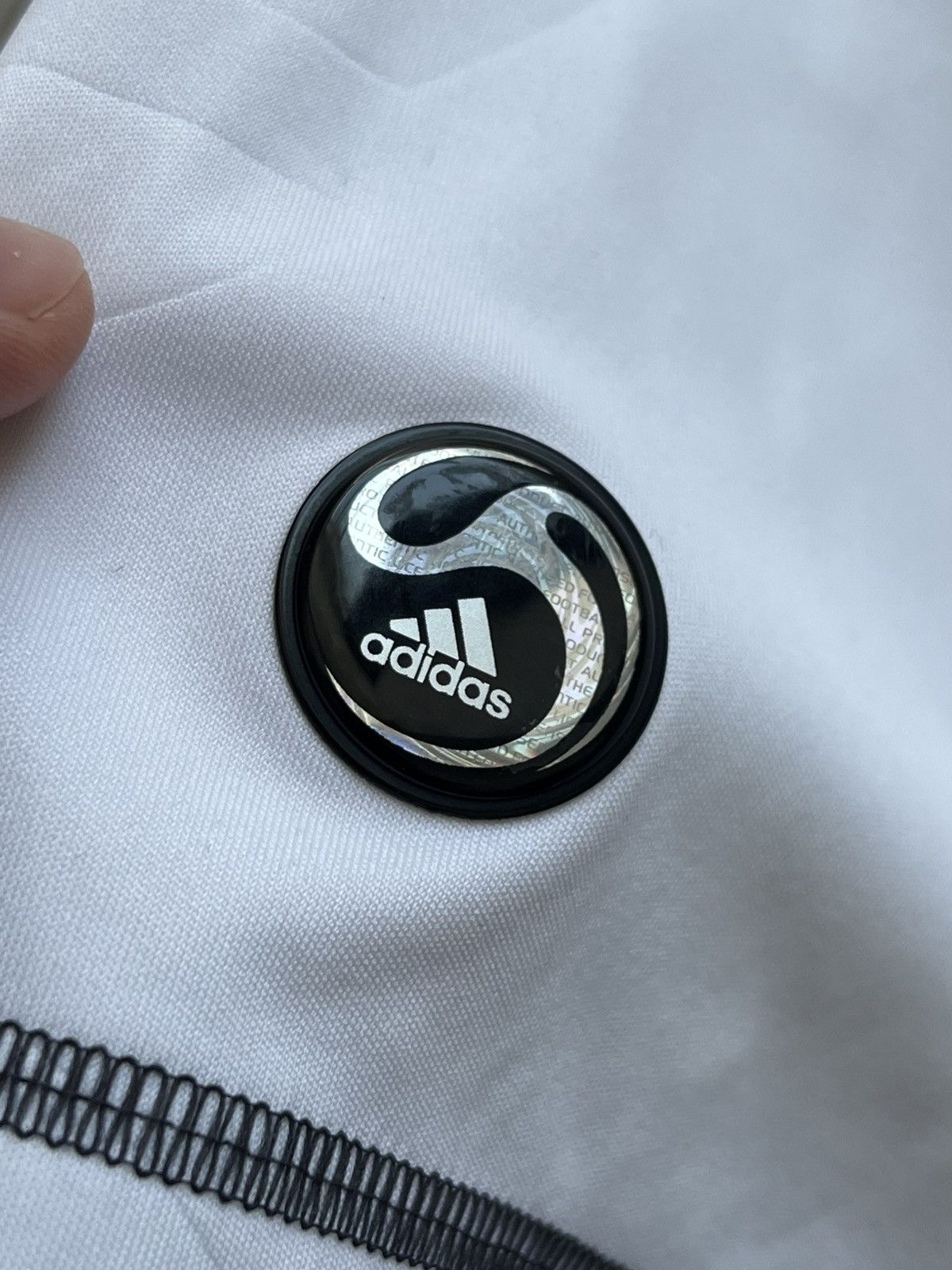 Adidas Vintage Adidas Liverpool Carlsberg Soccer Jersey T Shirt Tee Size US S / EU 44-46 / 1 - 9 Thumbnail