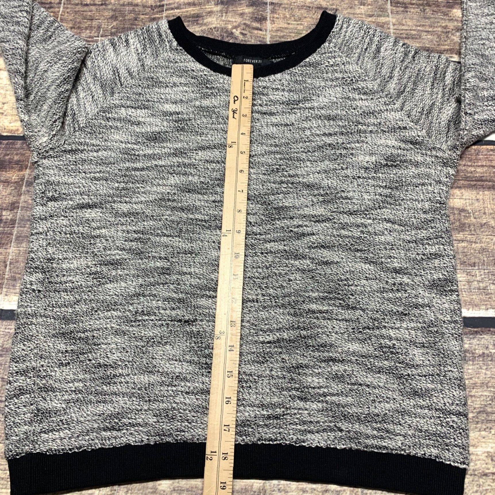 Forever 21 FOREVER 21 Sweater Pullover Size Small Black White Gray Casual Lightweight Size S / US 4 / IT 40 - 6 Thumbnail