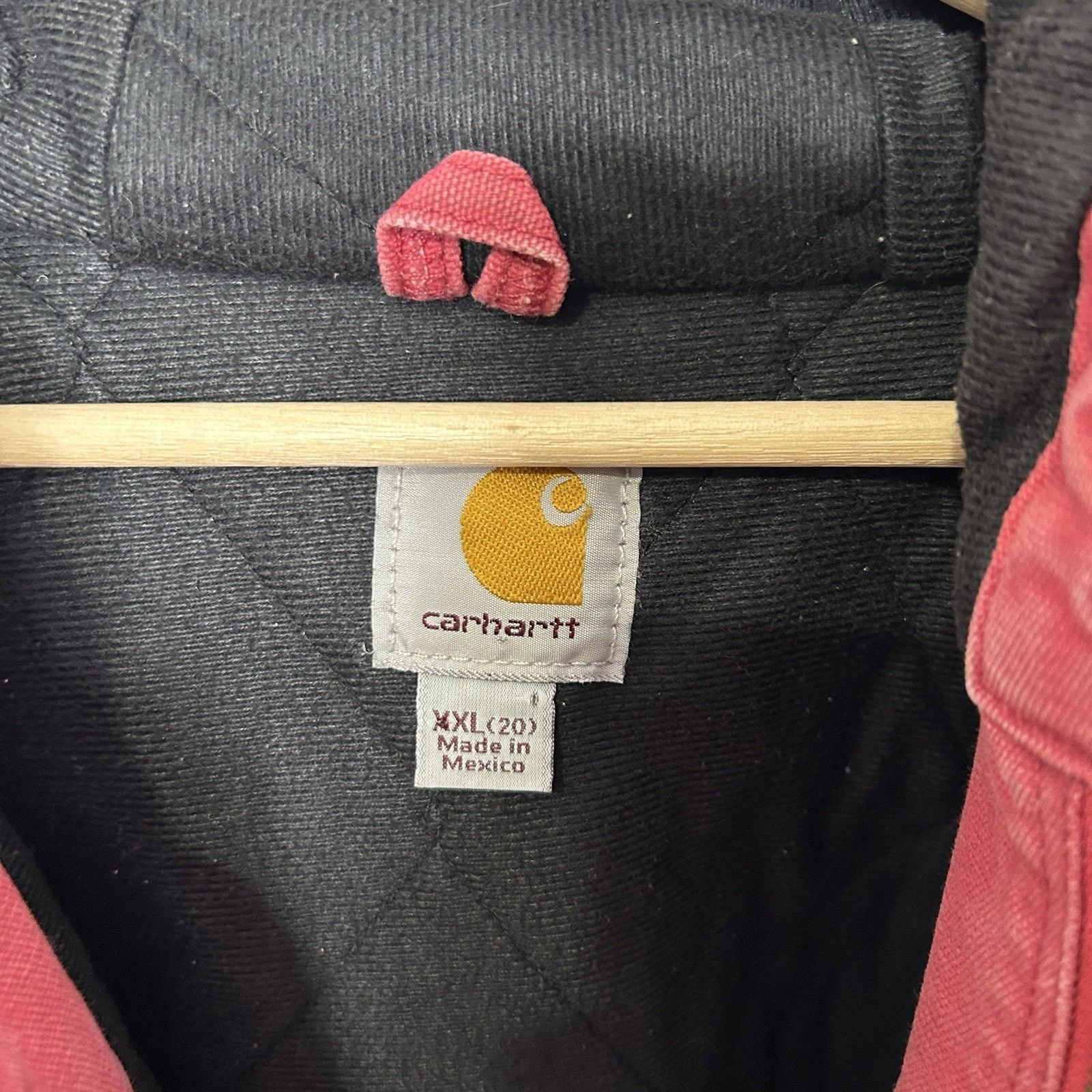 Carhartt Y2K Carhartt Quilted Hooded Jacket “Crabapple Pink” WJ130 Size US XL / EU 56 / 4 - 14 Thumbnail