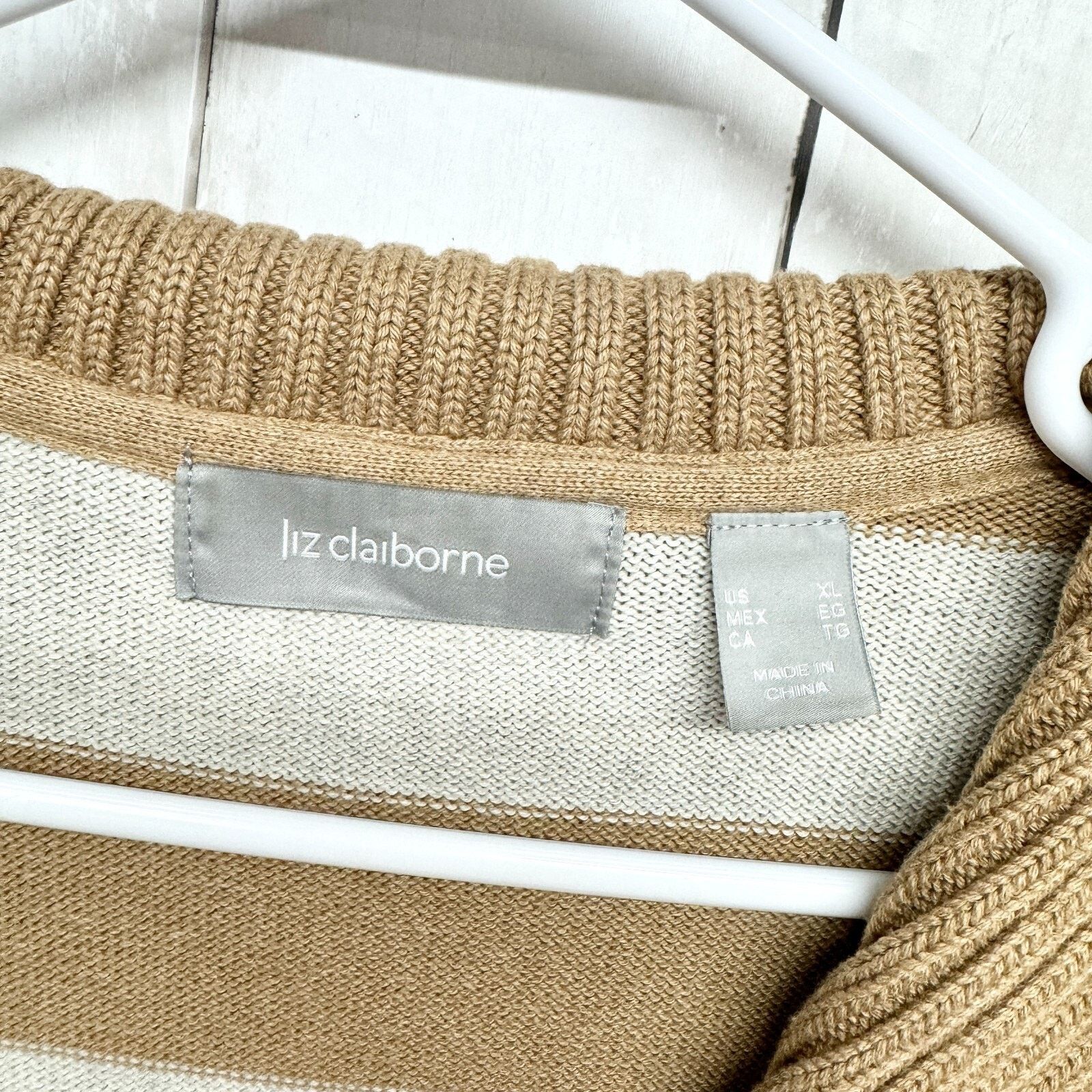 Liz Claiborne Liz Claiborne Sweater Size XL Block Strip Golden & Grey Size XL / US 12-14 / IT 48-50 - 2 Thumbnail