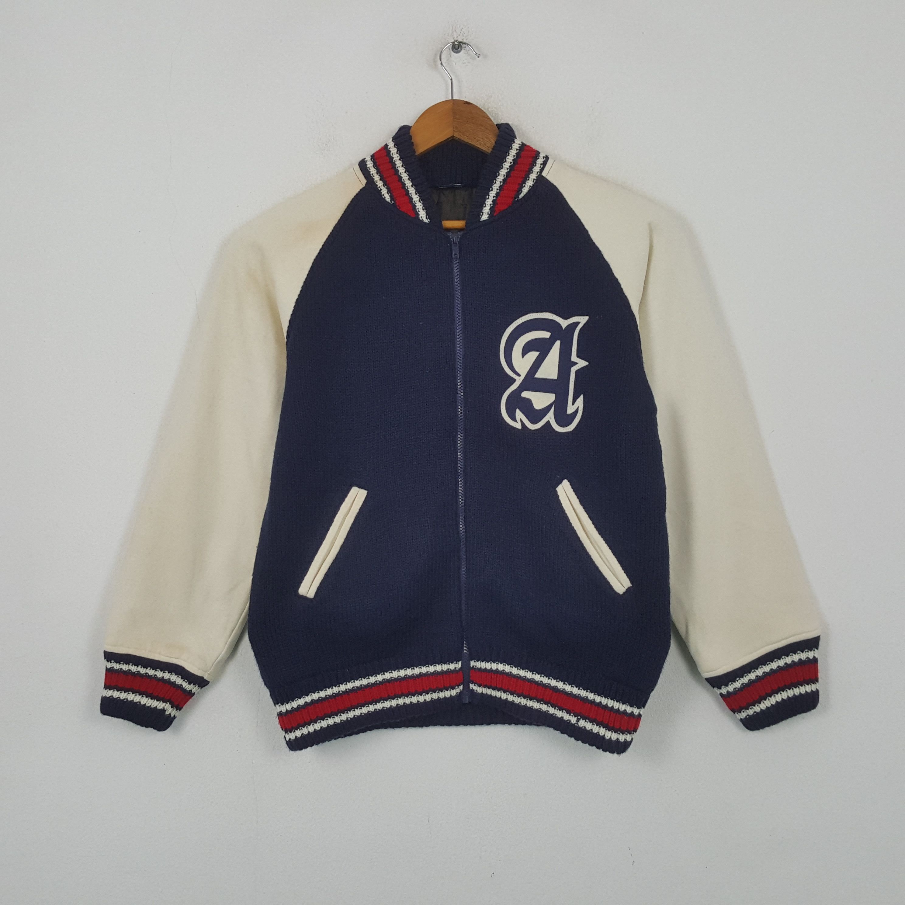 Vintage Vintage Native American Streetwear Style Varsity Jacket RR23 Size US M / EU 48-50 / 2 - 3 Thumbnail
