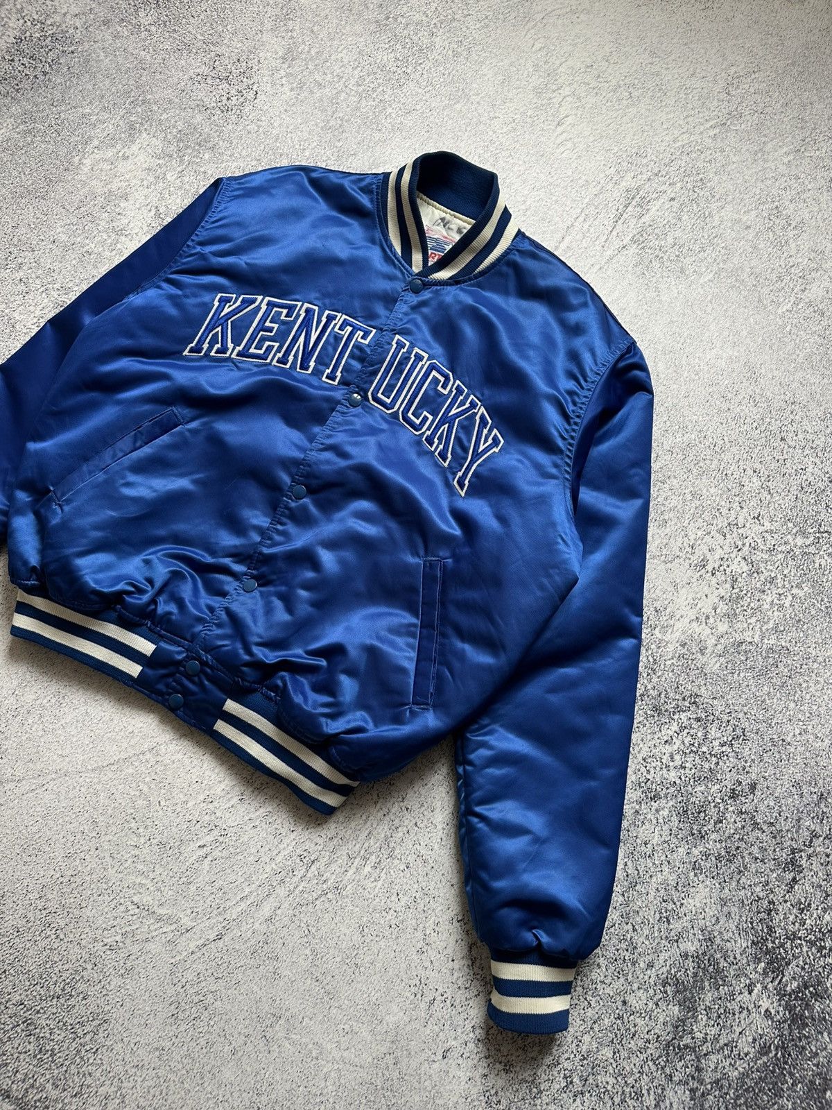 Starter STARTER 1st Edition Vtg 80s Kentucky Wildcats Made in USA Size US XL / EU 56 / 4 - 5 Thumbnail
