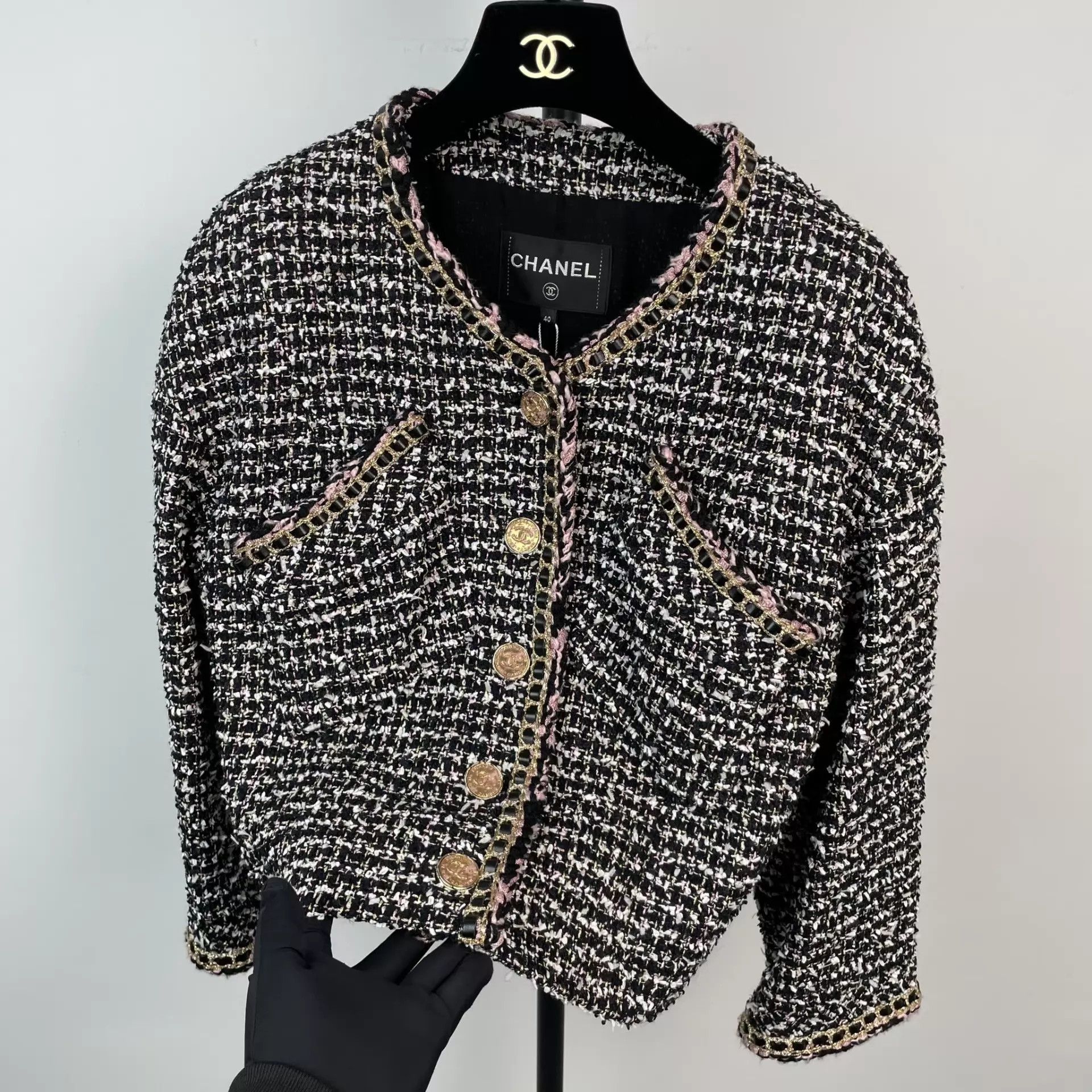 Chanel Chanel 40 EU wool coat black and white colorblocked Size M / US 6-8 / IT 42-44 - 3 Thumbnail