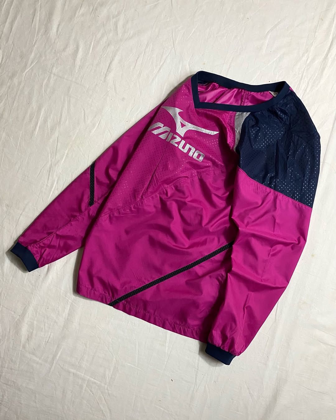 Mizuno Mizuno VNeck Pullover Windbreaker Jersey Jacket Center Logo Size US L / EU 52-54 / 3 - 2 Thumbnail