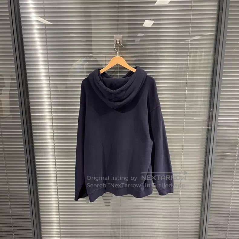 Balenciaga Balenciaga Manchester United Embroidered Sweatshirt Size US M / EU 48-50 / 2 - 2 Thumbnail