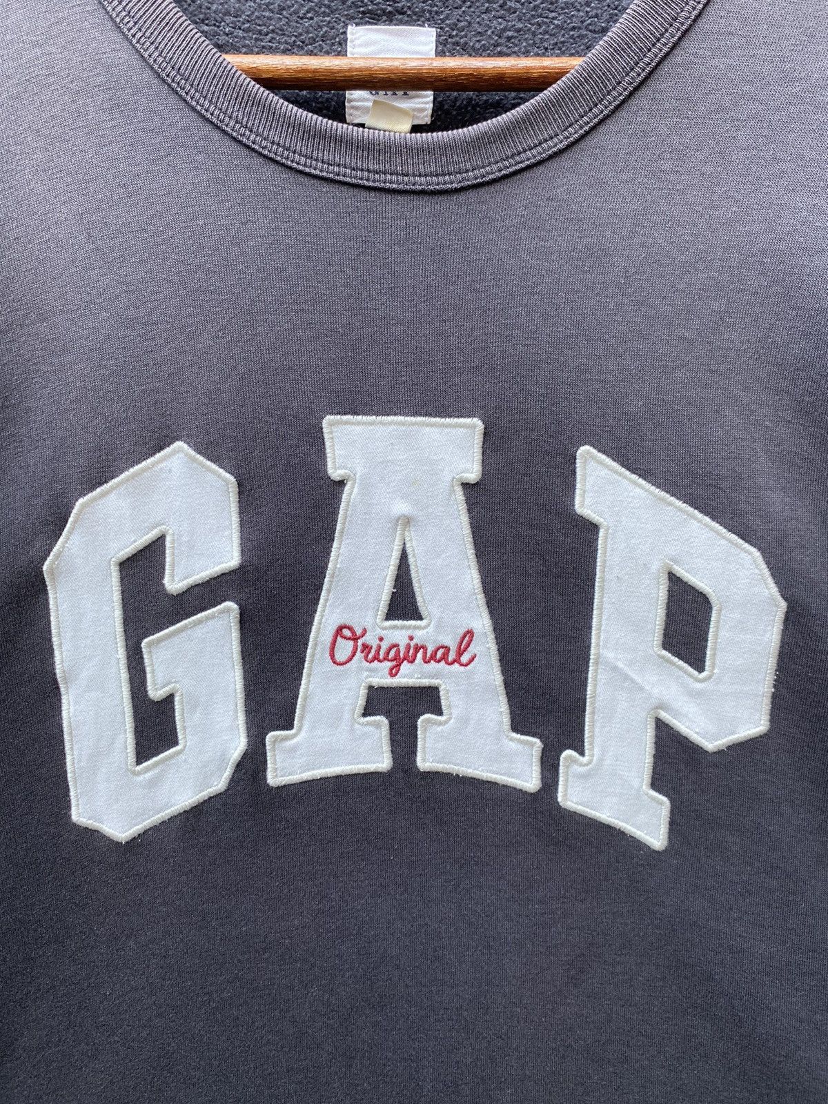 Gap Vintage Gap Original Sweatshirt Spellout Pullover Sun Faded Size US L / EU 52-54 / 3 - 6 Thumbnail