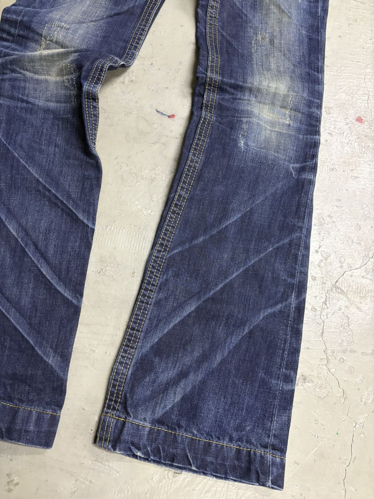 If Six Was Nine Japanese Brand Lolita Mud Wash Flare Heavy Distressed Jeans Size US 30 / EU 46 - 2 Thumbnail