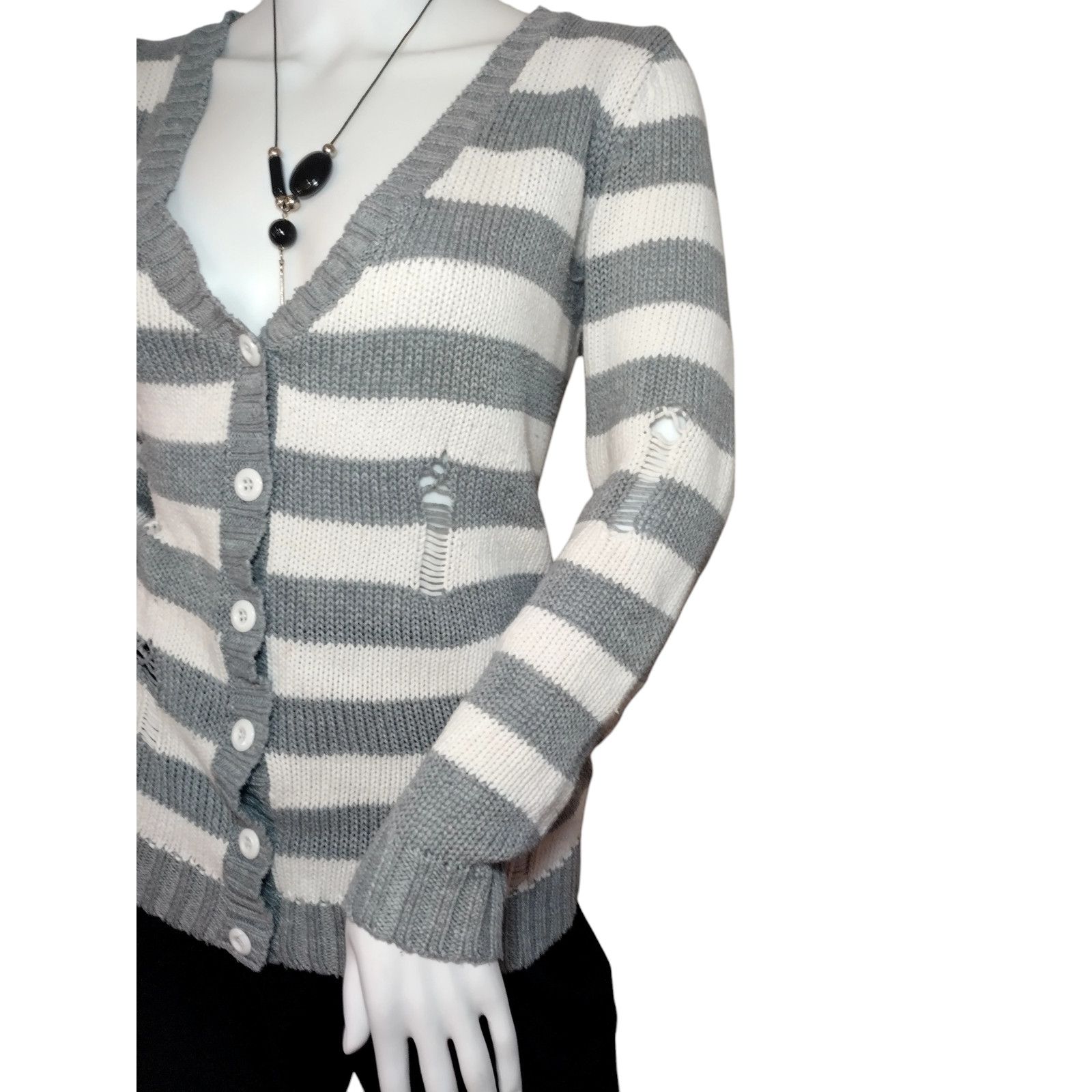 Forever 21 Forever 21 Cardigan Sweater Knit V-Neck Striped Sz MD Size M / US 6-8 / IT 42-44 - 3 Thumbnail