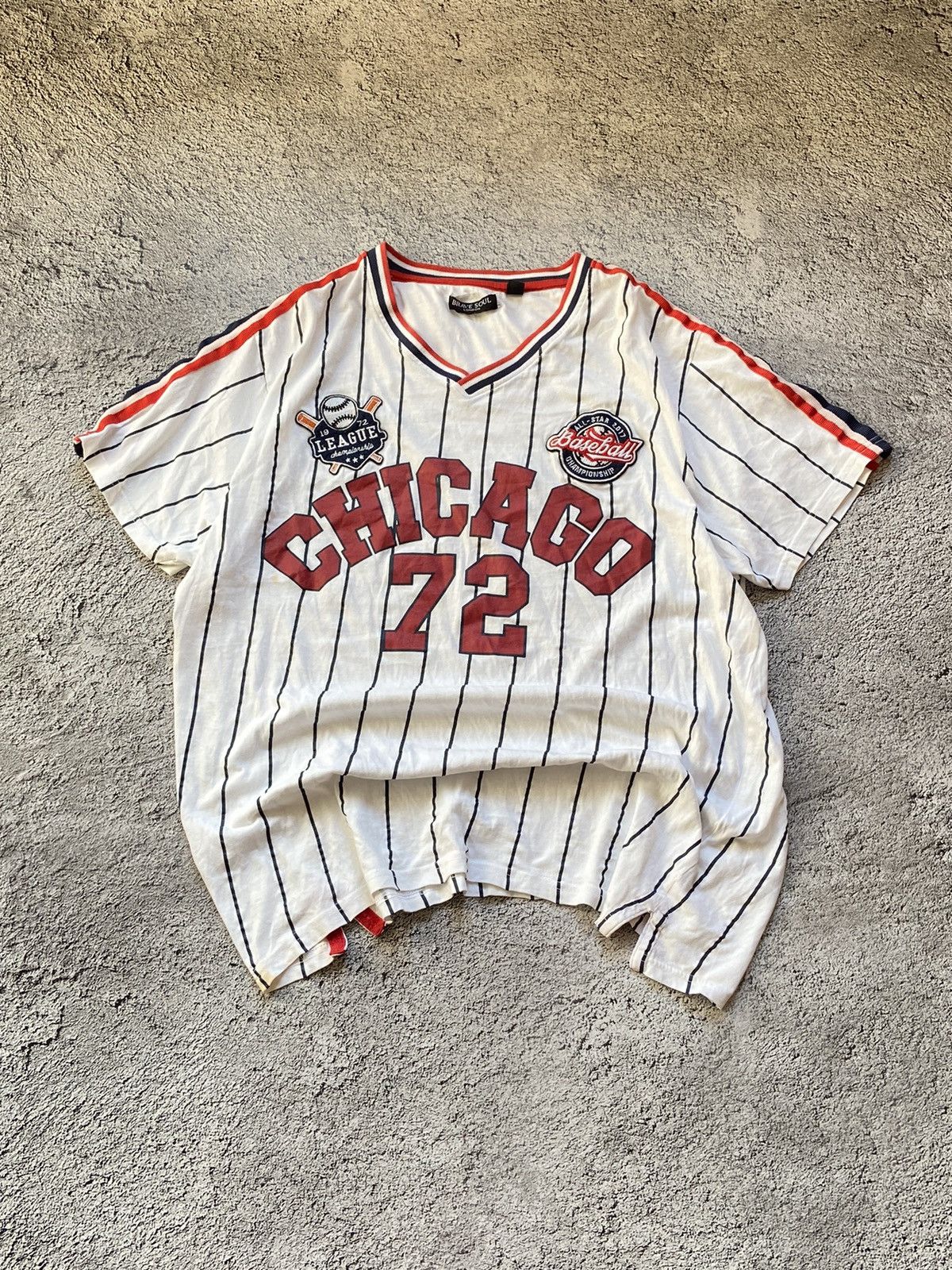 Japanese Brand × Vintage Vintage Chicago Y2K Baseball Distressed Tee Size US XL / EU 56 / 4 - 4 Thumbnail