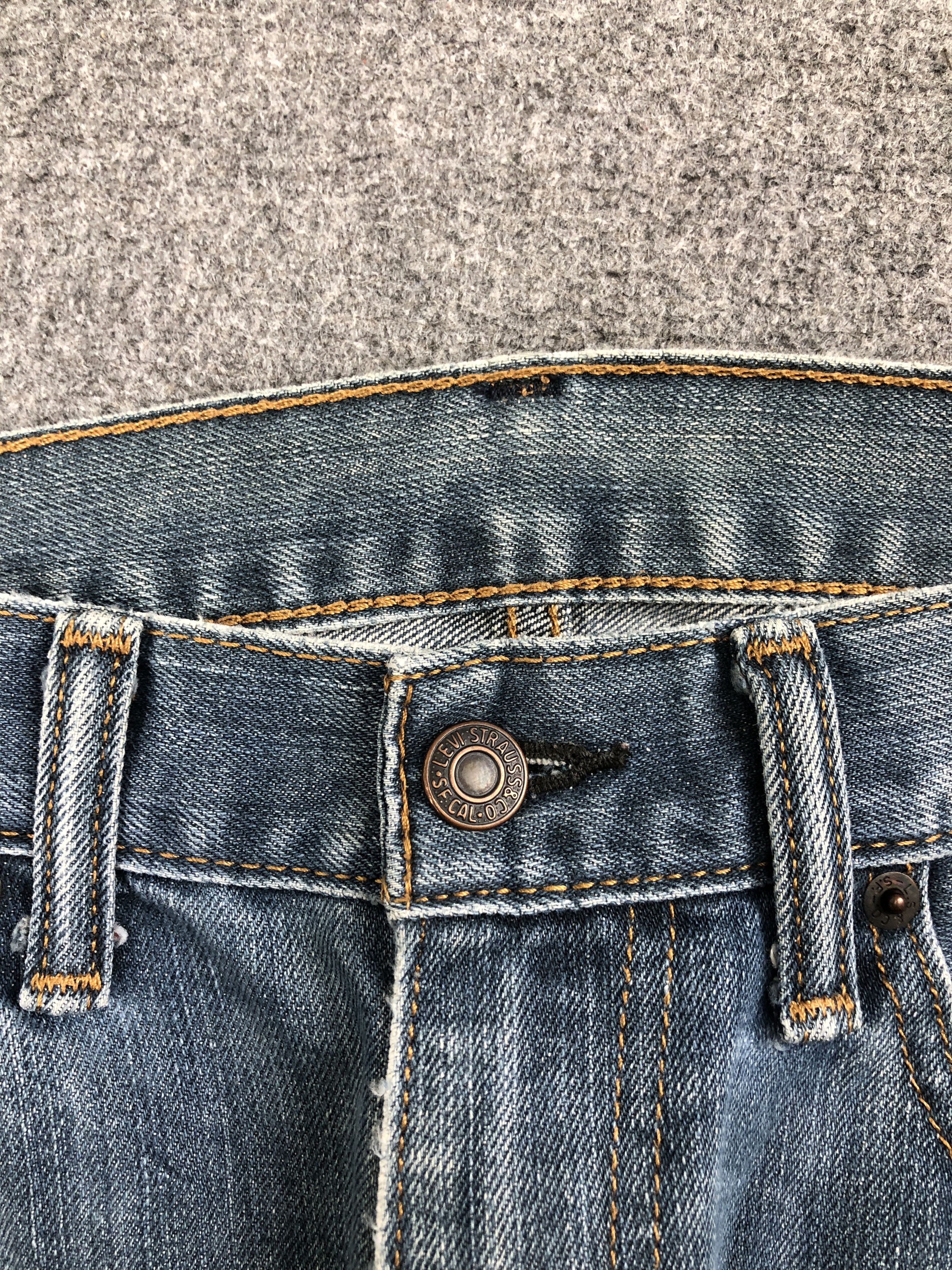 Levi's Vintage Levis 559 Lightwash Denim DP2533 Size US 34 / EU 50 - 10 Thumbnail