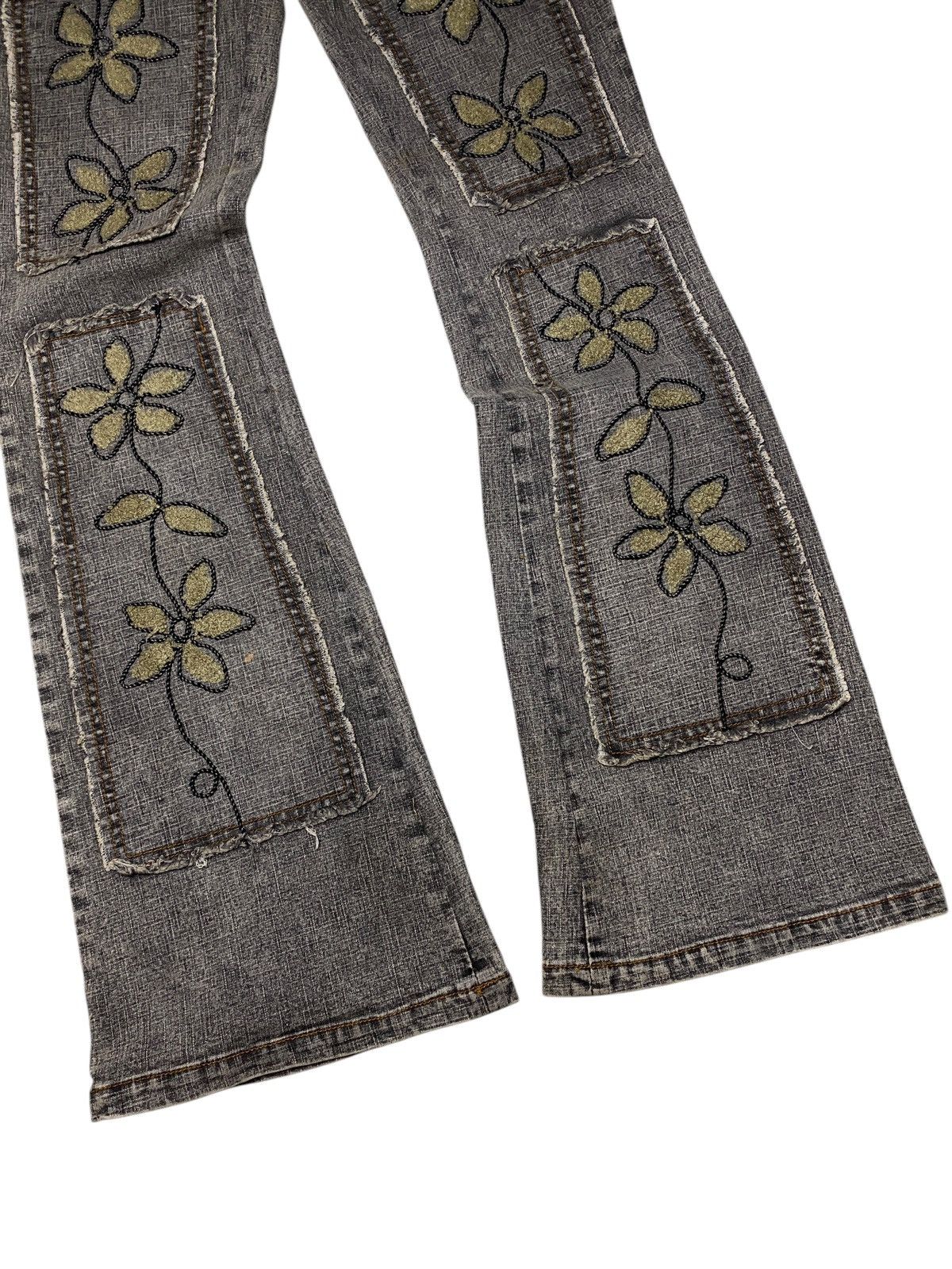 If Six Was Nine 2000's Japanese Floral Flared Seawashed Bootcut Jeans Size US 27 - 4 Thumbnail
