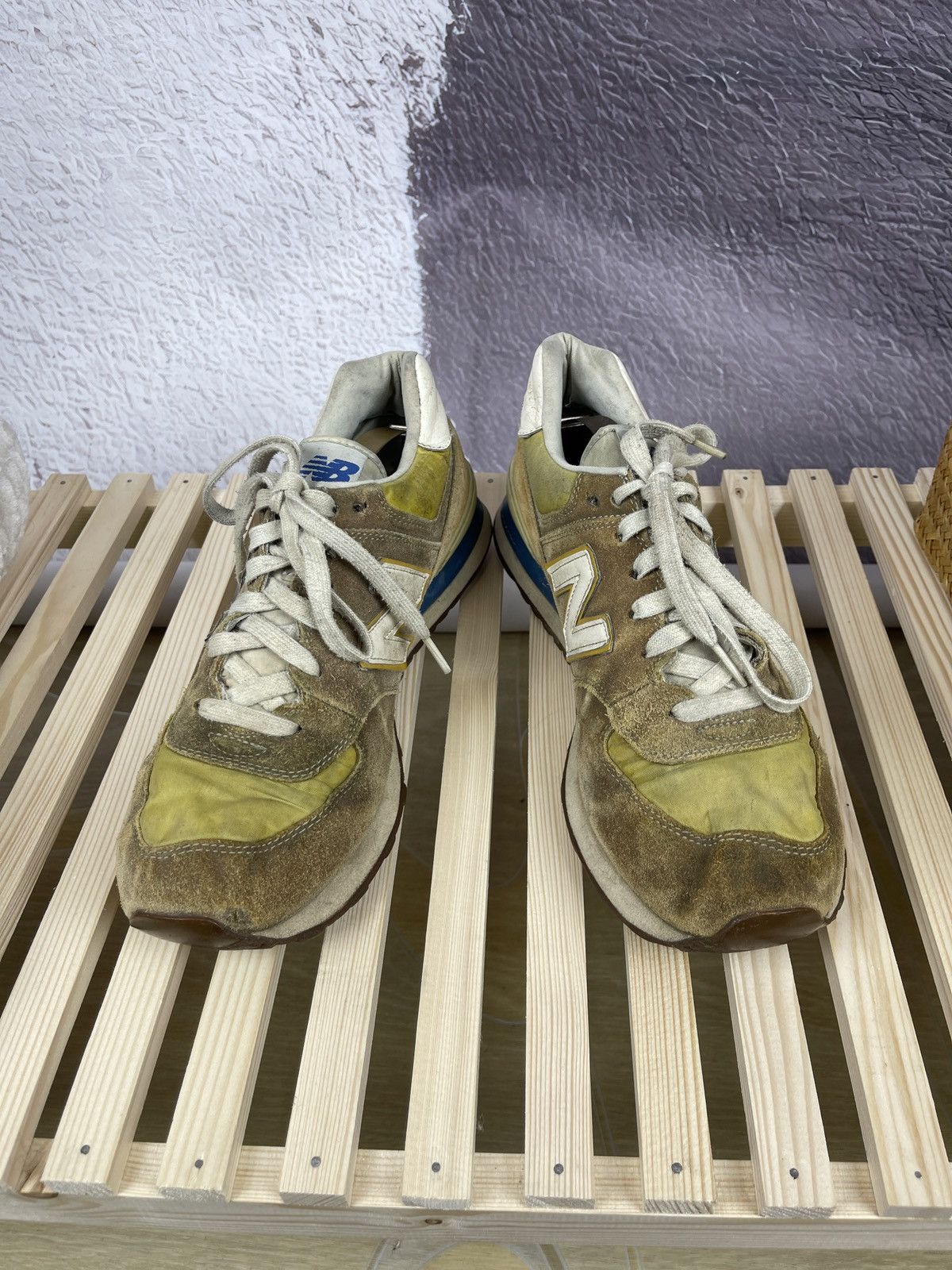 New Balance New balance vintage thrashed used worn distressed sneakers Size US 8.5 / EU 41-42 - 11 Thumbnail