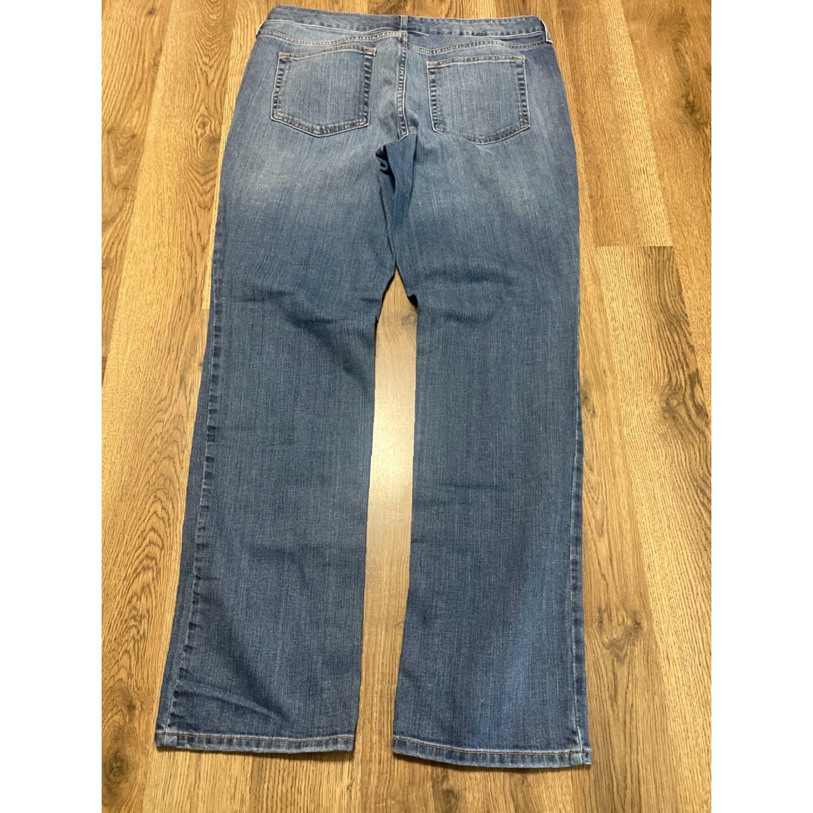 Eddie Bauer Eddie Bauer Jeans Women Size 12 Blue Denim Curvy Semi Straight Jeans 5-Pocket Regular Inseam 30 in Denim Vintage No Mens Womens Girls? Size 34" / US 12 / IT 48 - 2 Thumbnail