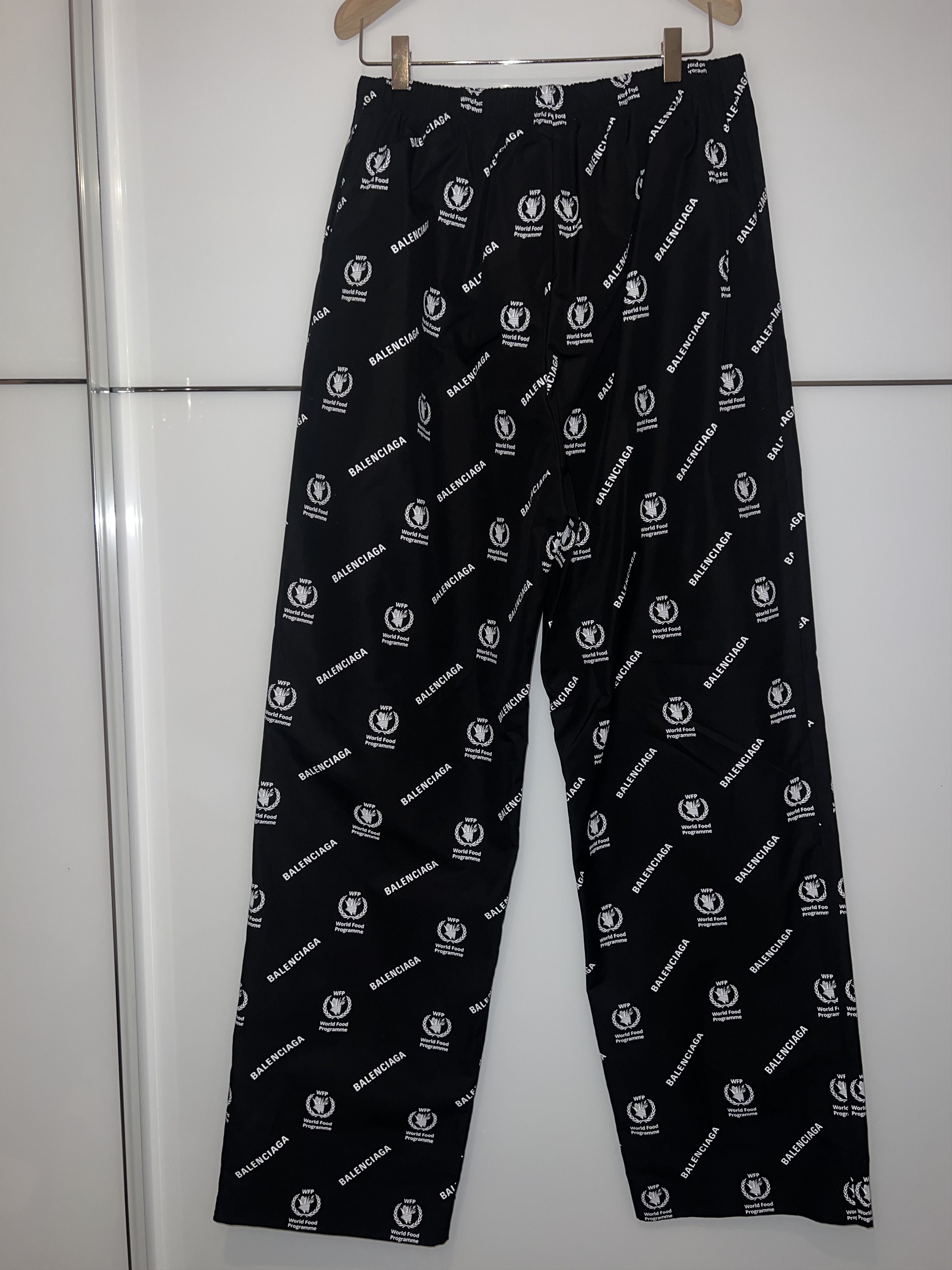 Balenciaga Balenciaga World Food Programme Pants Size US 38 / EU 54 - 4 Thumbnail